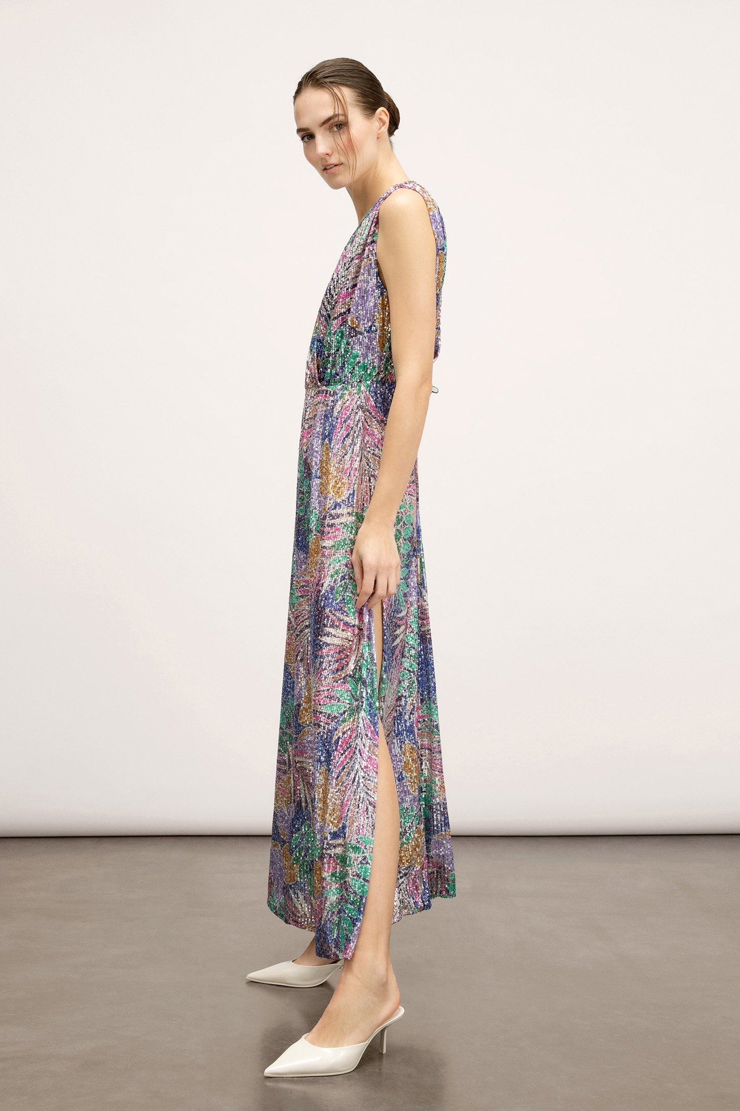 LONG JUNGLE EMBROIDERED DRESS BLUE 4