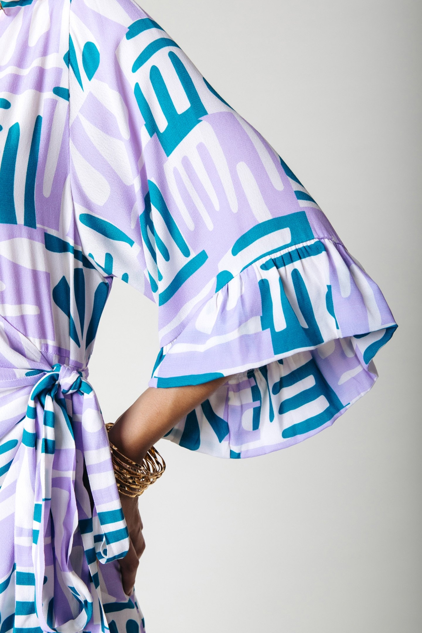 ALICE ABSTRACT TILES WRAP MAXI DRESS LS PASTEL LILAC 5