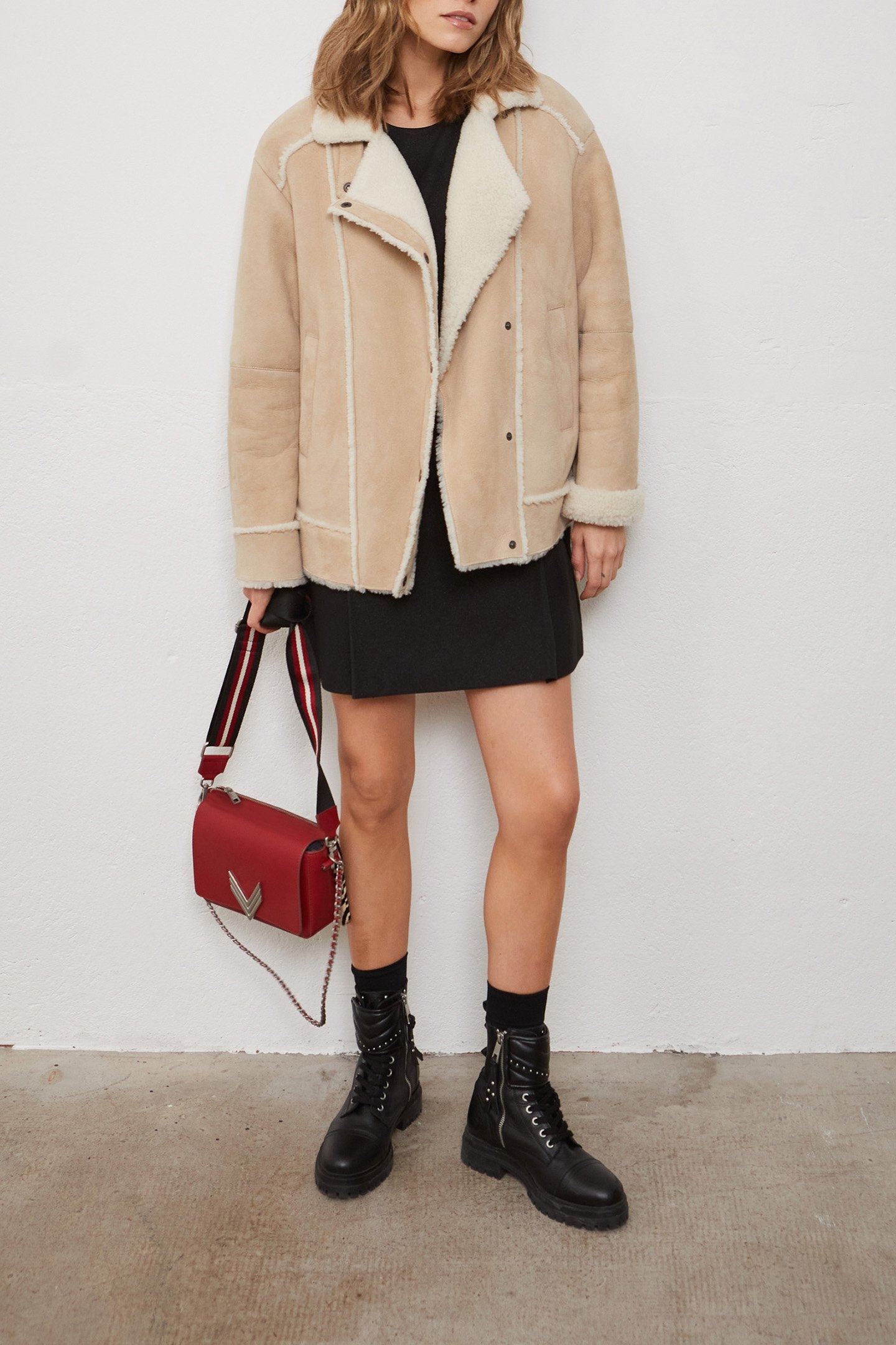 SHORT METALLIC DRESS IN BLACK 7