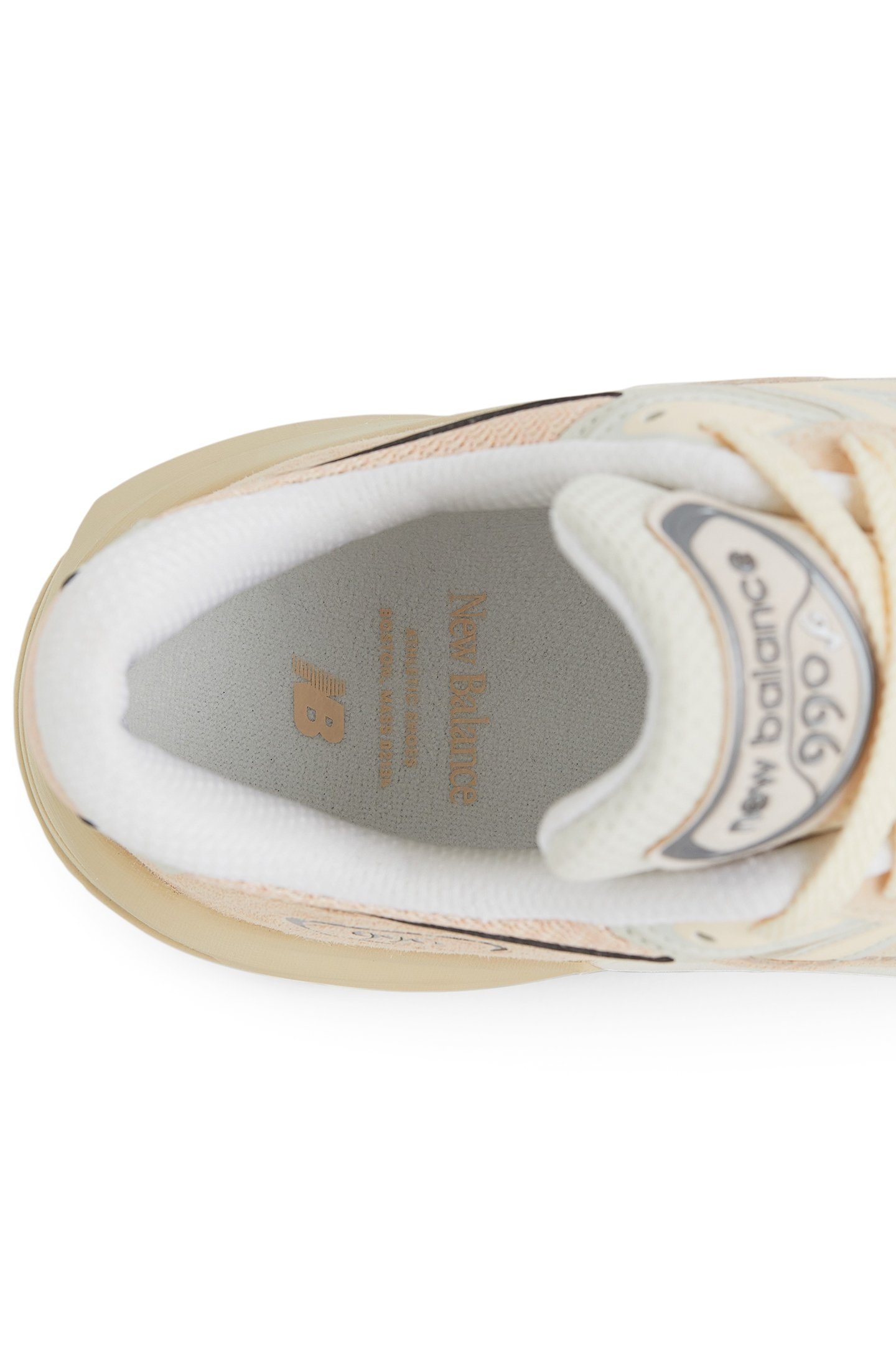 U990VR6 SNEAKERS IN VINTAGE ROSE 8