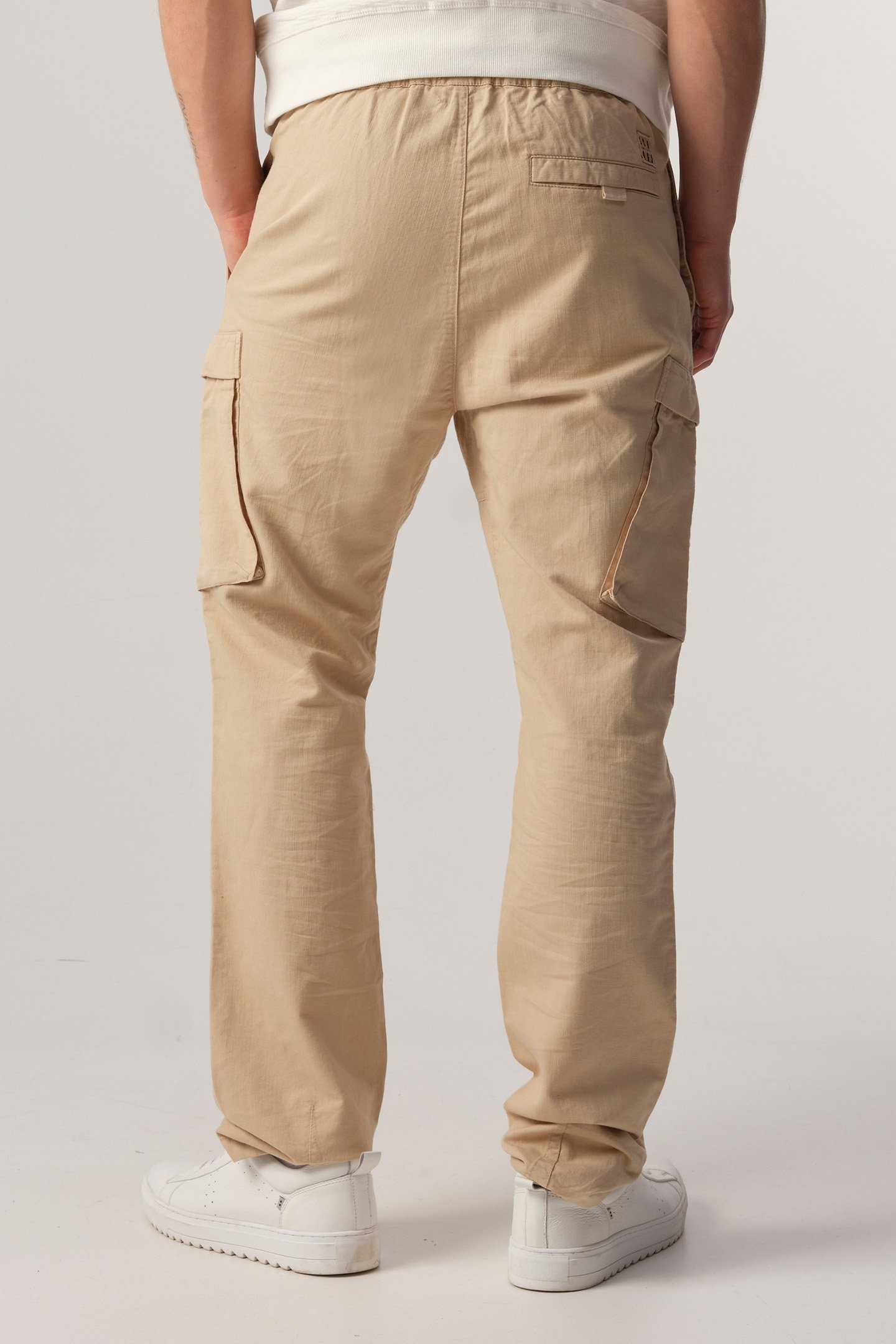 JUNO CARGO FIELD OF RYE 2