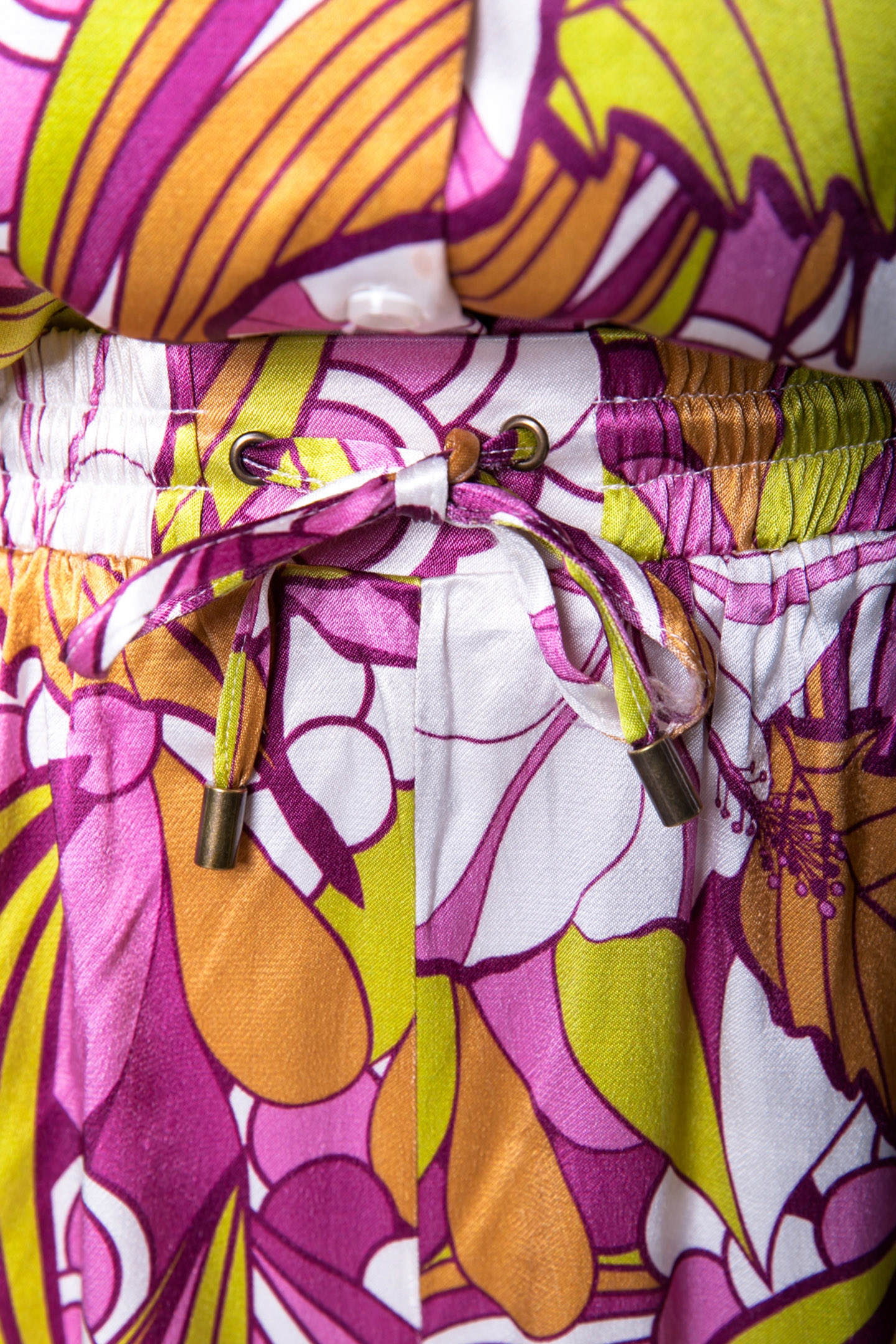 TILLY FLORAL SATIN SHORT MULTICOLOR 3