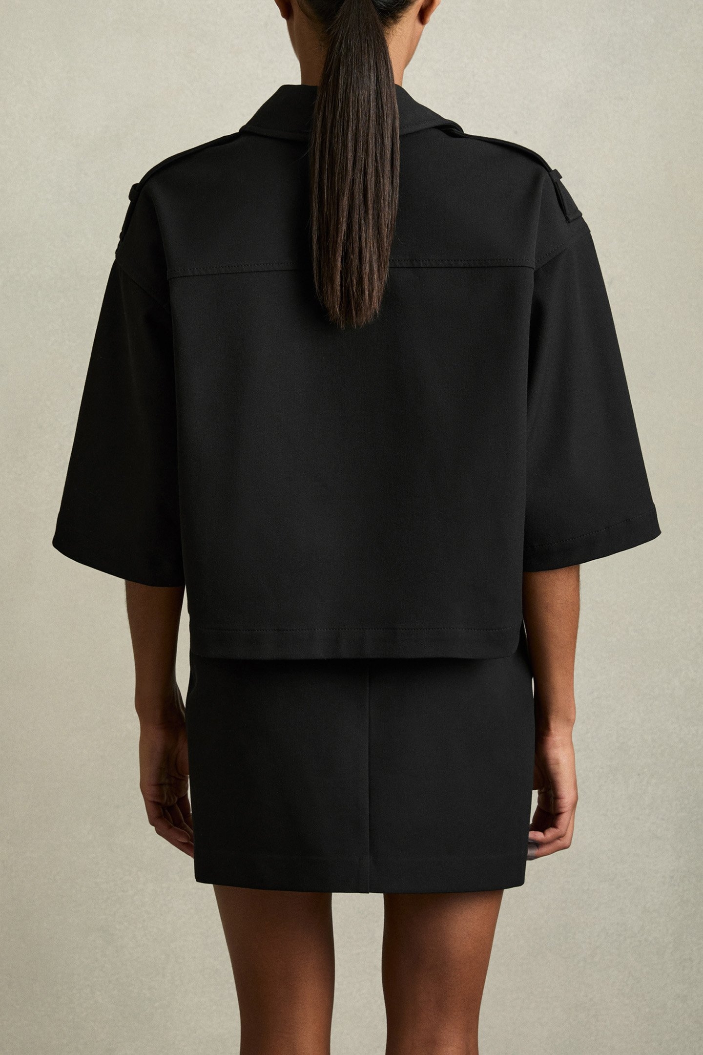 MYRTLE CROPPED SHAKET BLACK 2