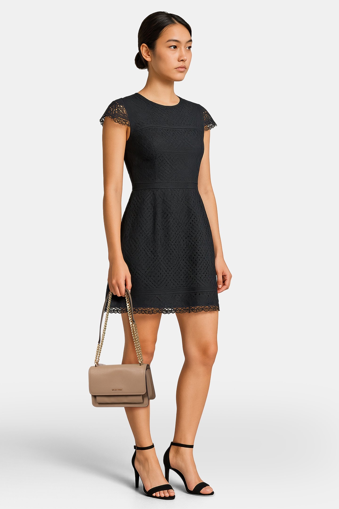 LARGE SHOULDER BAG WITH CHAIN STRAP IN CAMEL 2