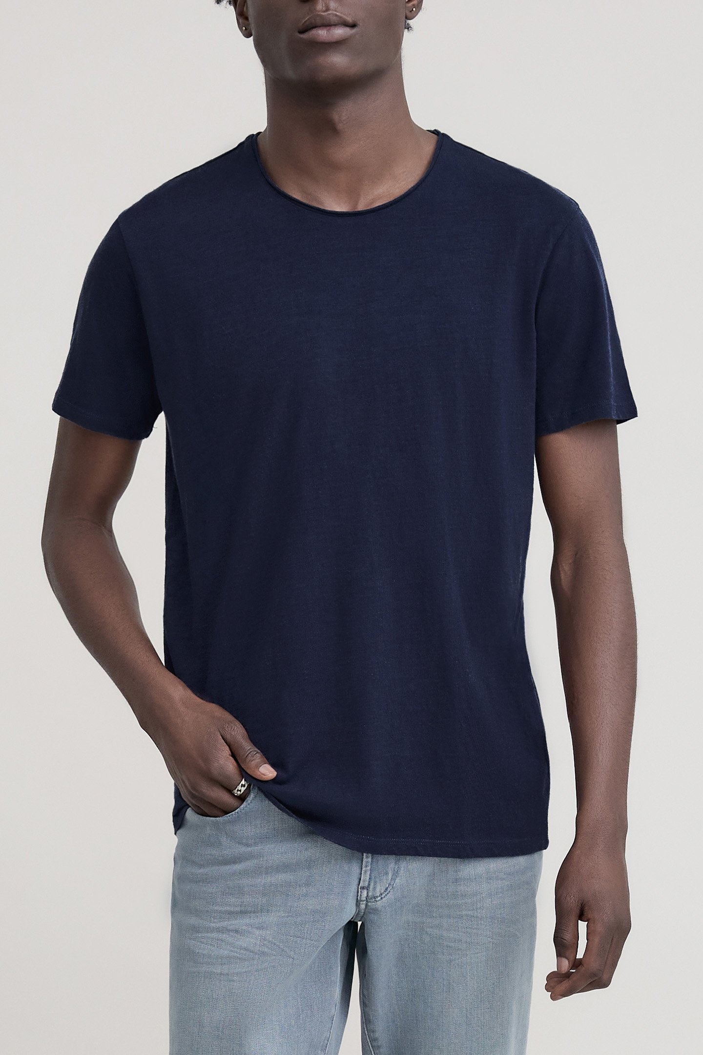 INDIGO ORGANIC COTTON ESSENTIAL ROUND-NECK T-SHIRT 1
