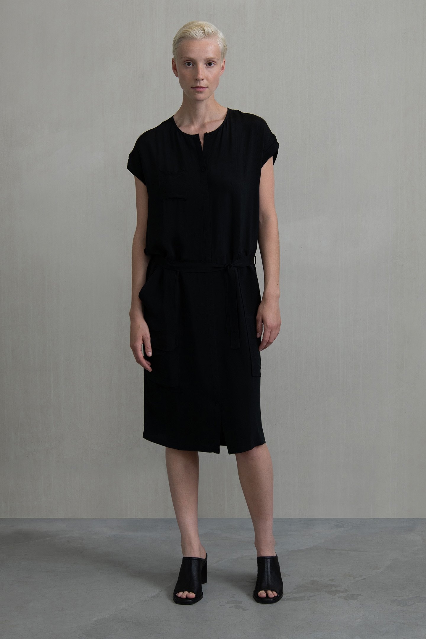 DELLA C DRESS BLACK 1