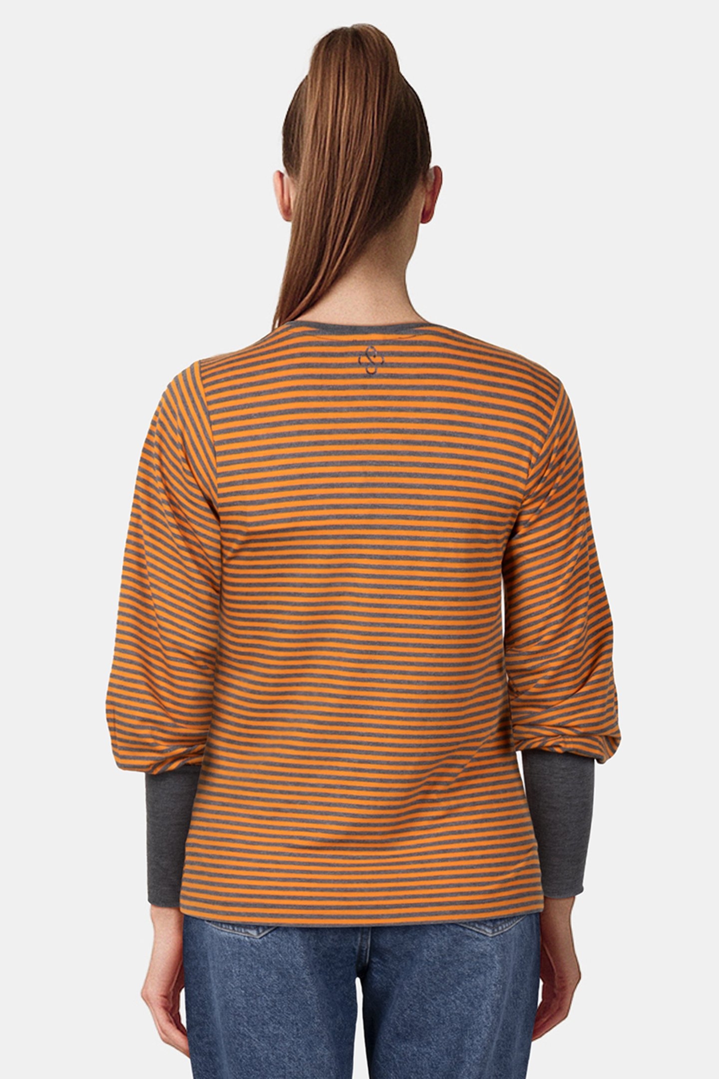 ROUND NECK TOP FINE STRIPE REDS 2