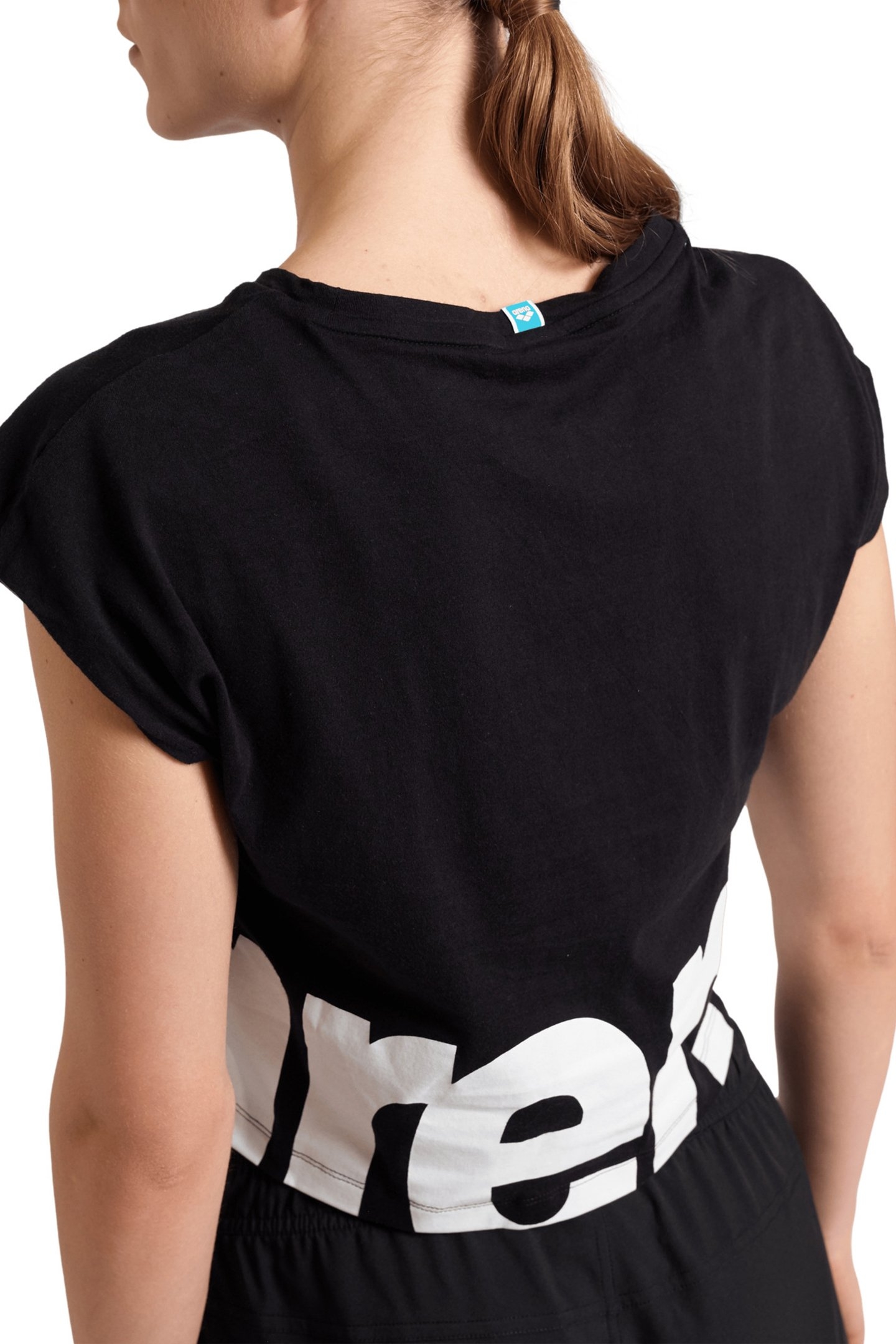 WOMEN'S ARENA LOGO CROP TEE BLACK-WHITE 5