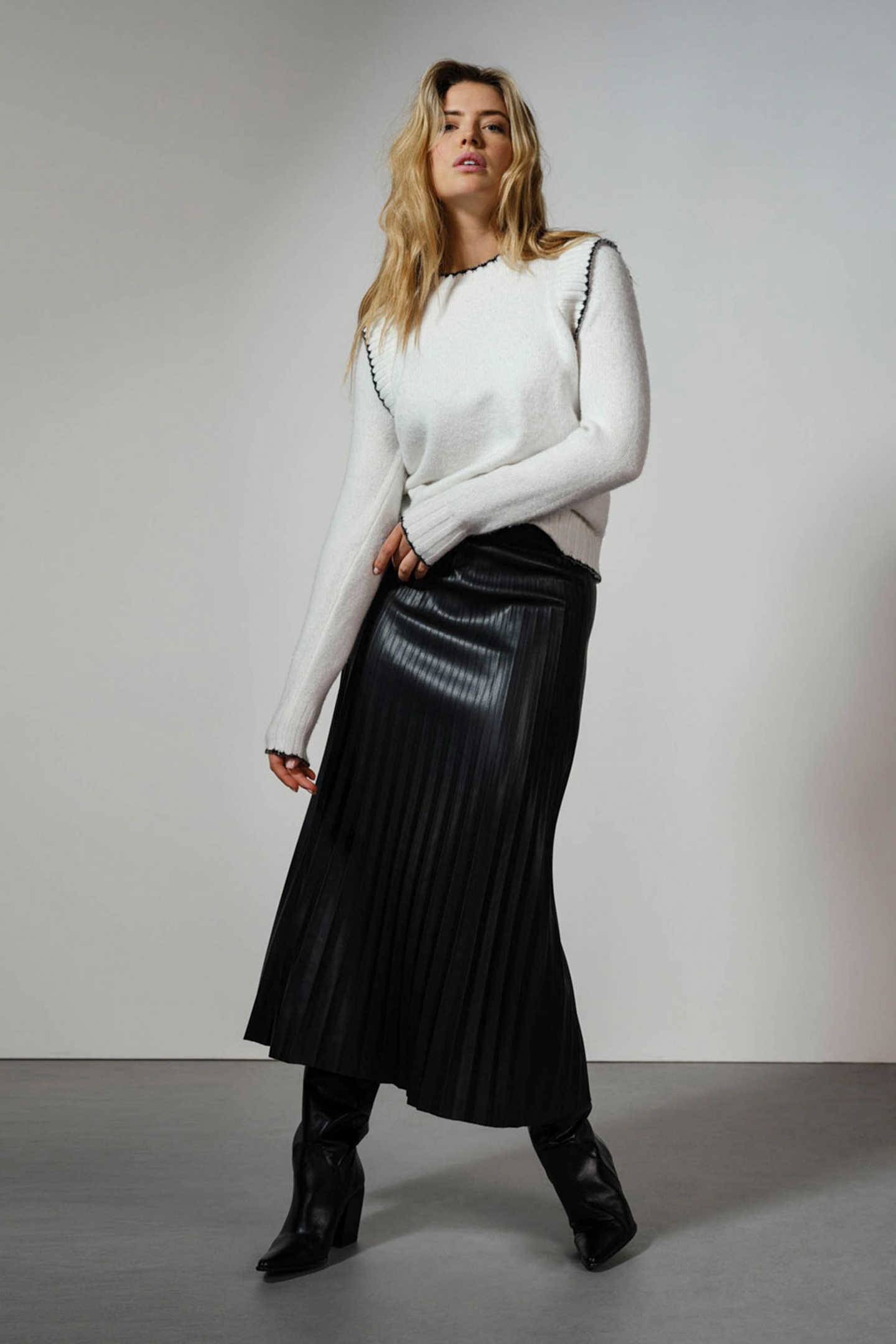 SKIRT PLEATED PU KIT 3