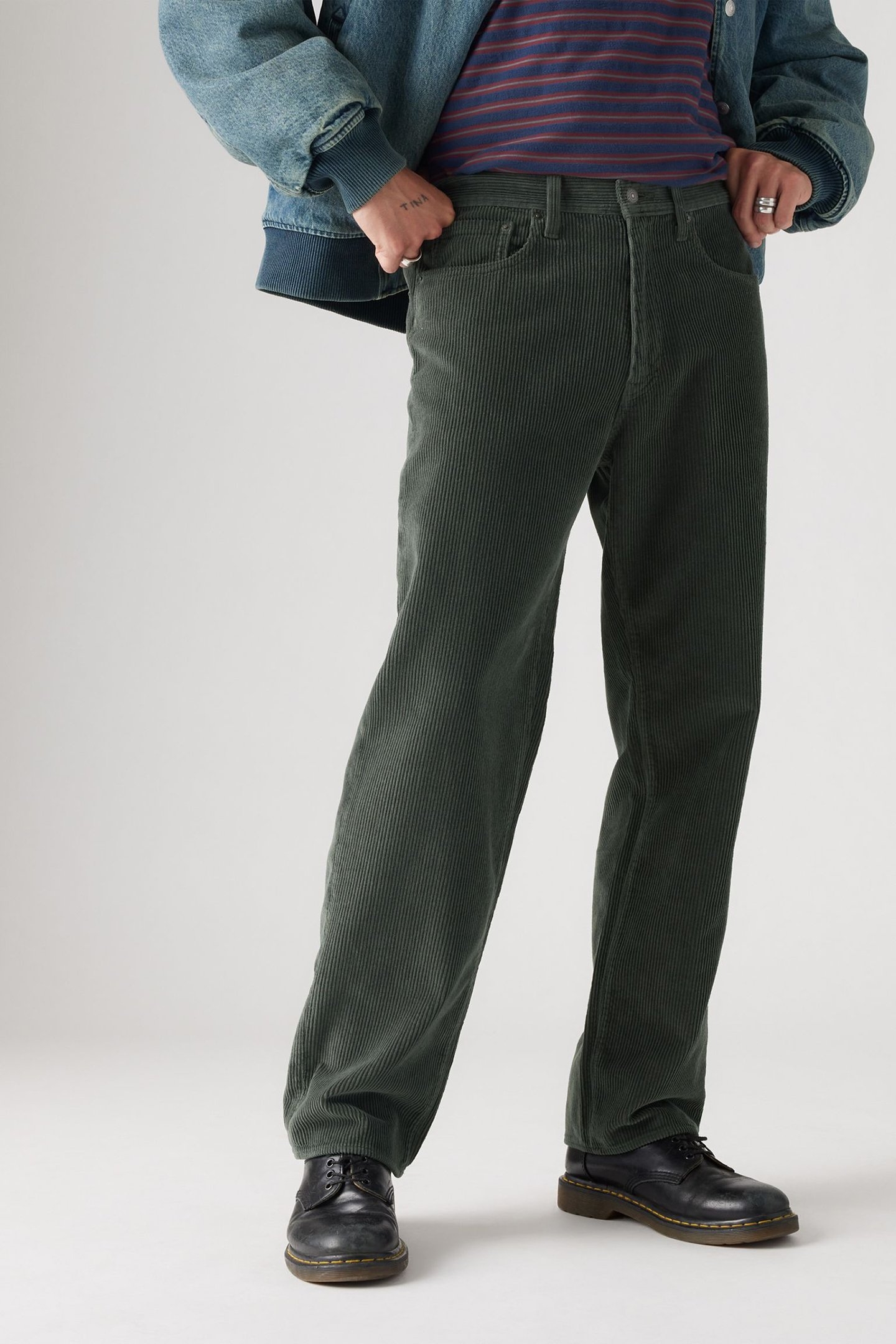 568 LOOSE STRAIGHT PIRATE BLACK CORD GD 1