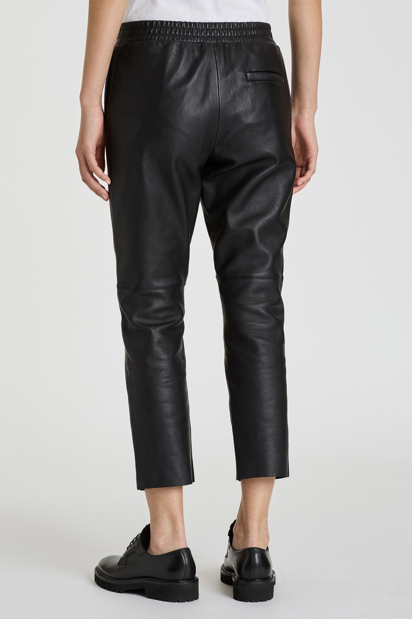 WOMENS TROUSERS LEATHER BLACK 2