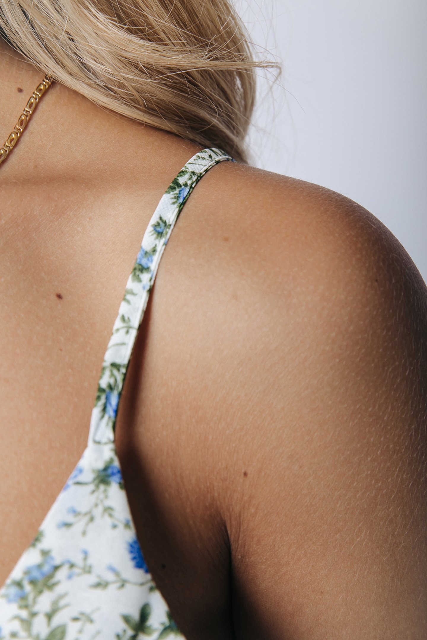 ELODIE FLOWER SPAGHETTI MINI DRESS SOFT BLUE 3