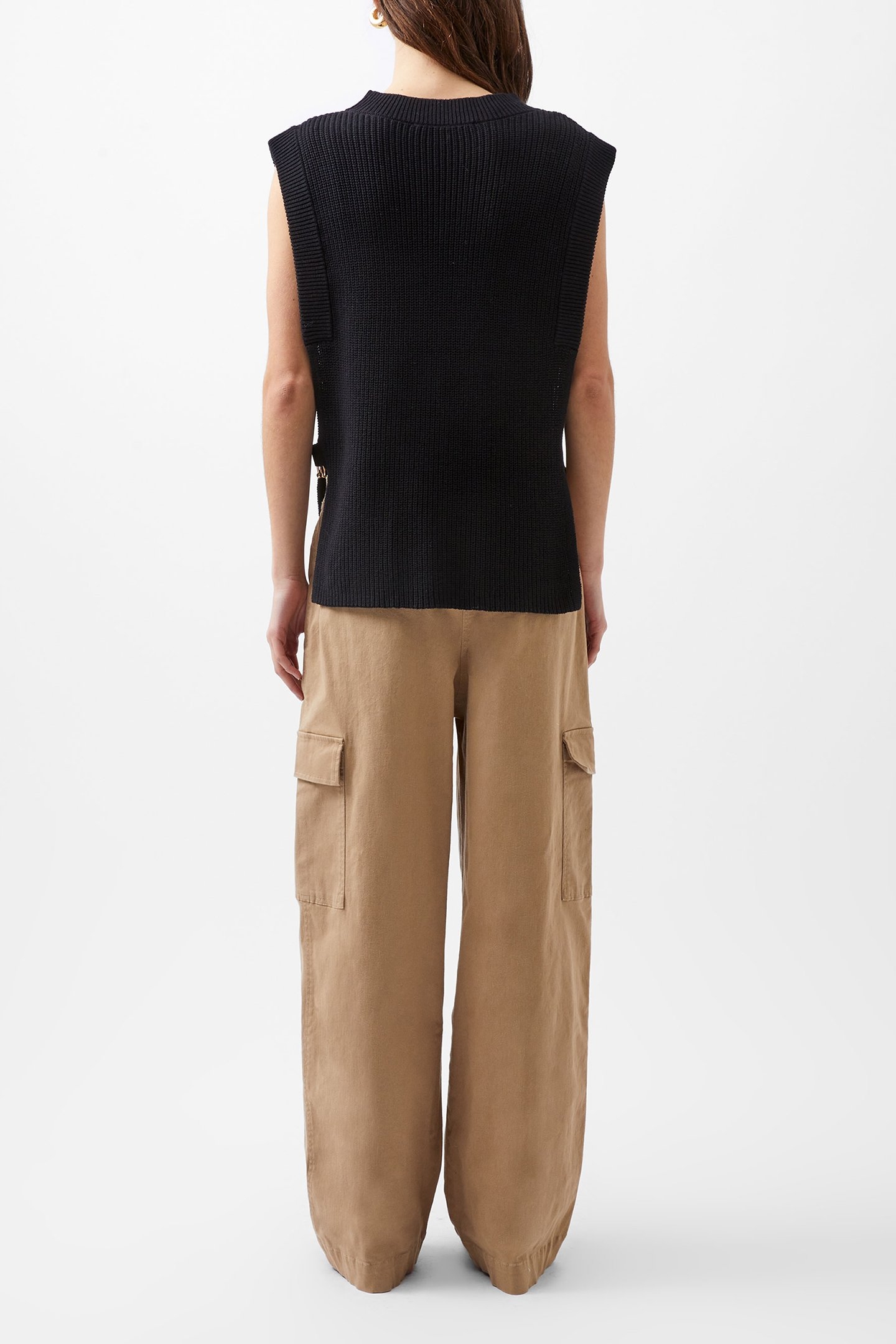 LOTTIE HARDWARE TABARD BLACKOUT 2