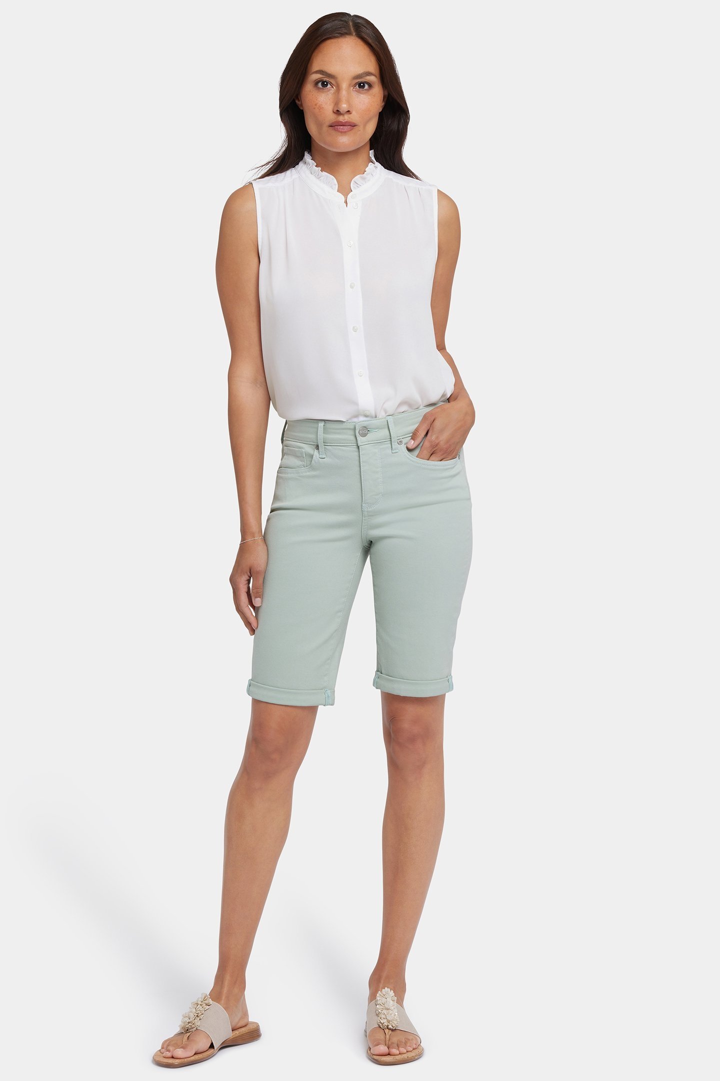 BRIELLA SHORT TOMATILLO 4