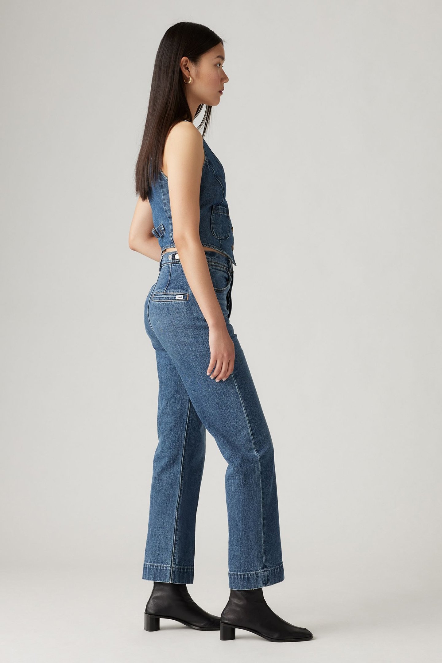 RIBCAGE STRAIGHT JEAN WITH TAILORED ANKLE IN BLUE 5