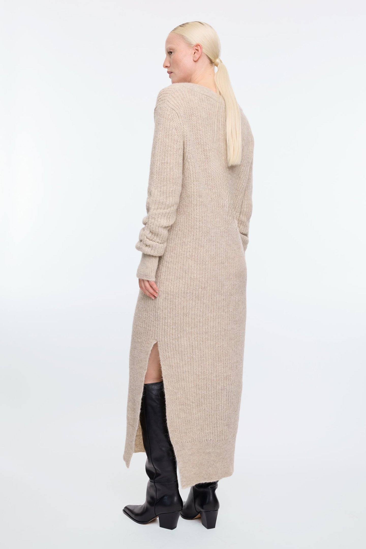 WOOL MAXI DRESS V-NECK BEIGE 2