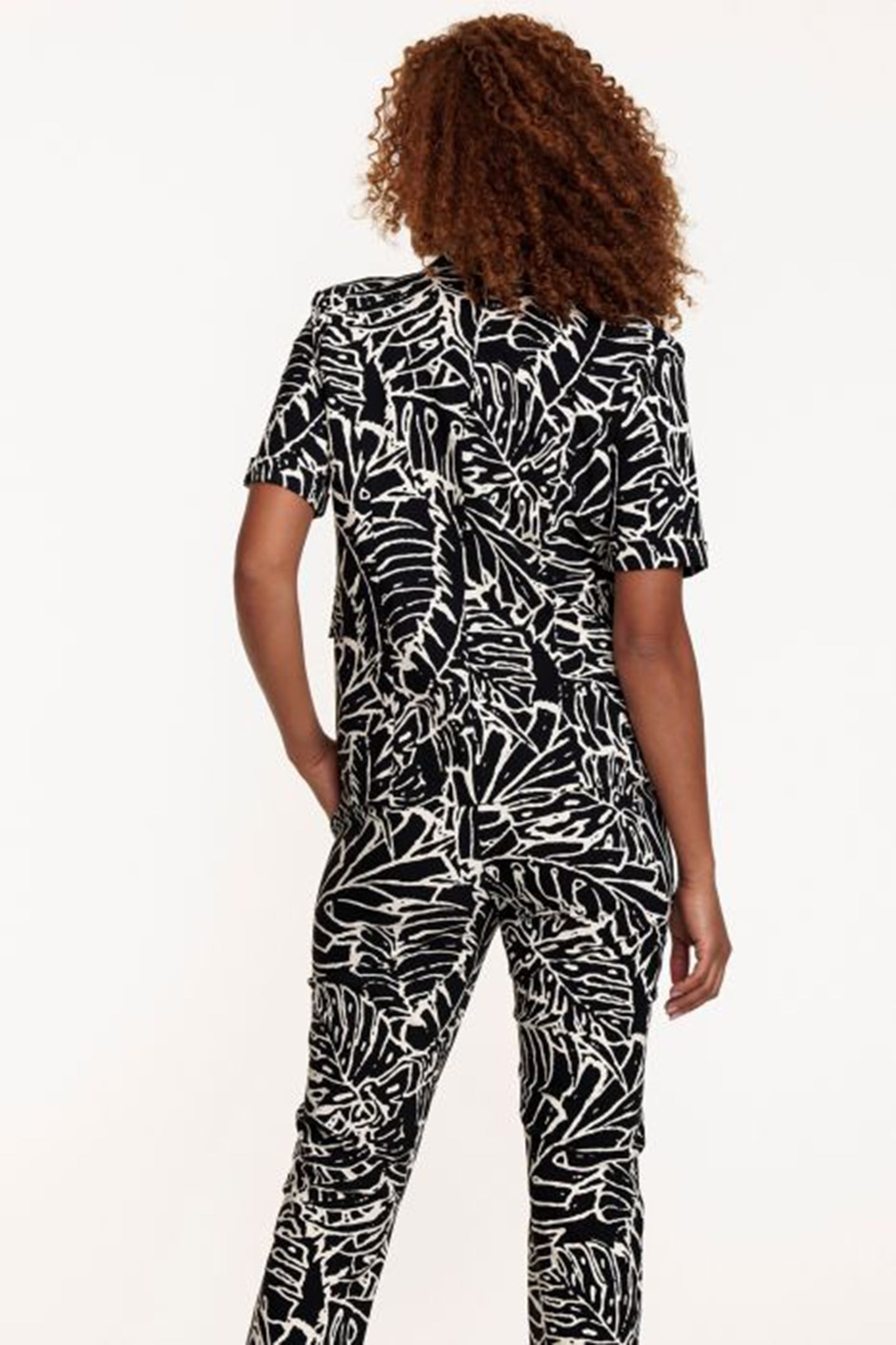 BLAZER S/S TRAVEL PALM LEAVES BLACK PRINT BLACKS 2