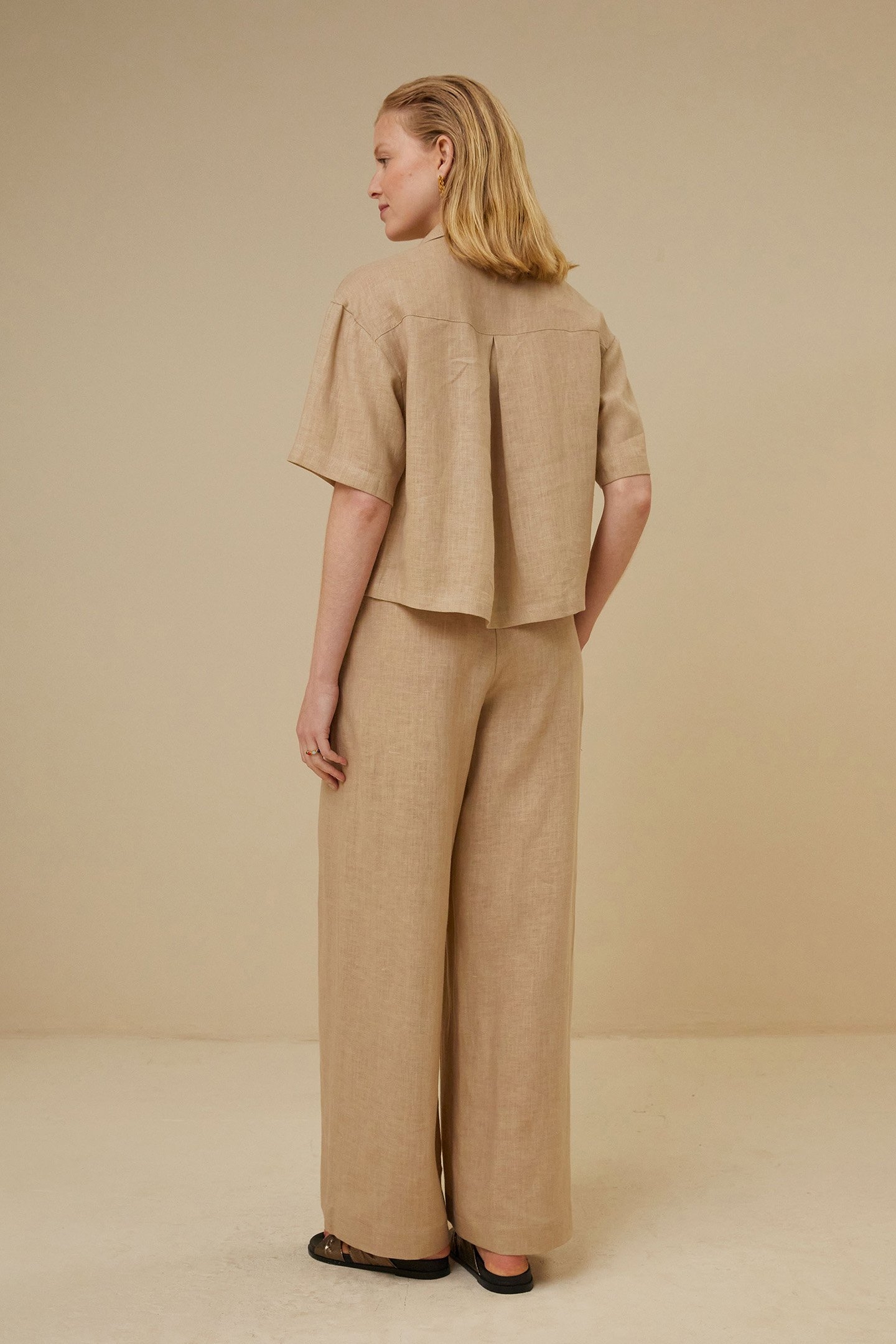 CRIS LINEN BLOUSE LATTE 3