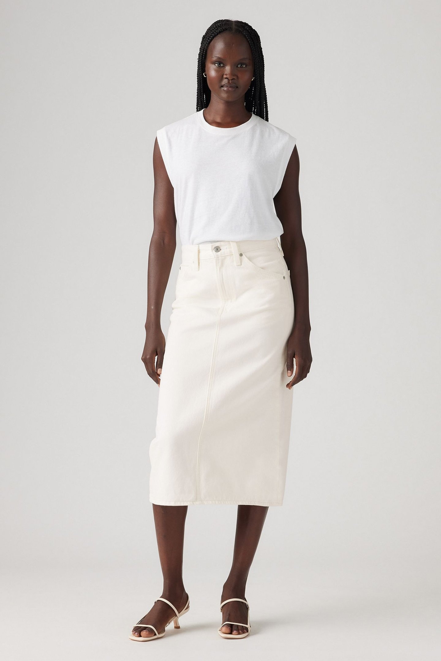 HR BACK SLIT SKIRT SNOWING IN LA 1