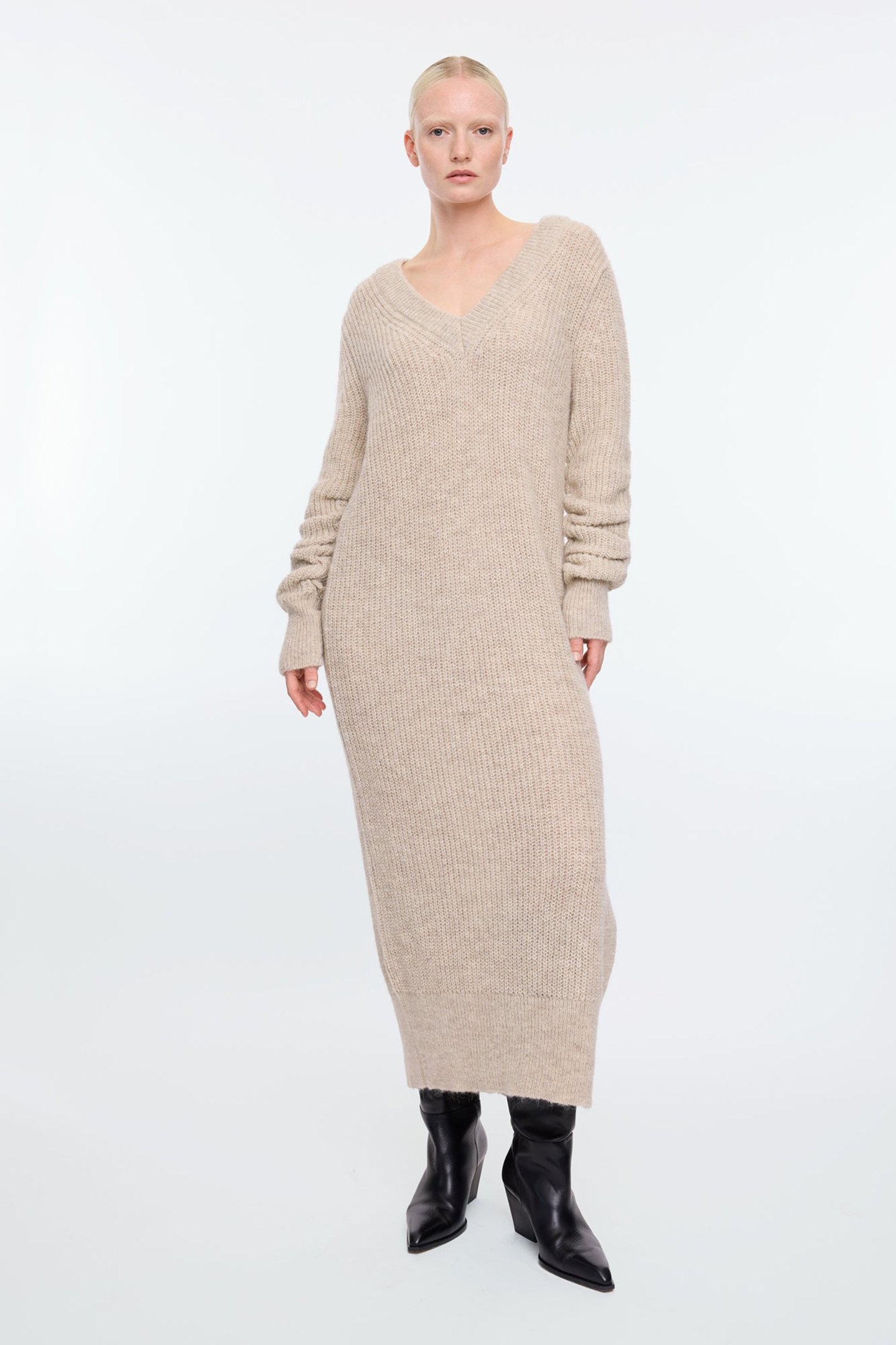 WOOL MAXI DRESS V-NECK BEIGE 1