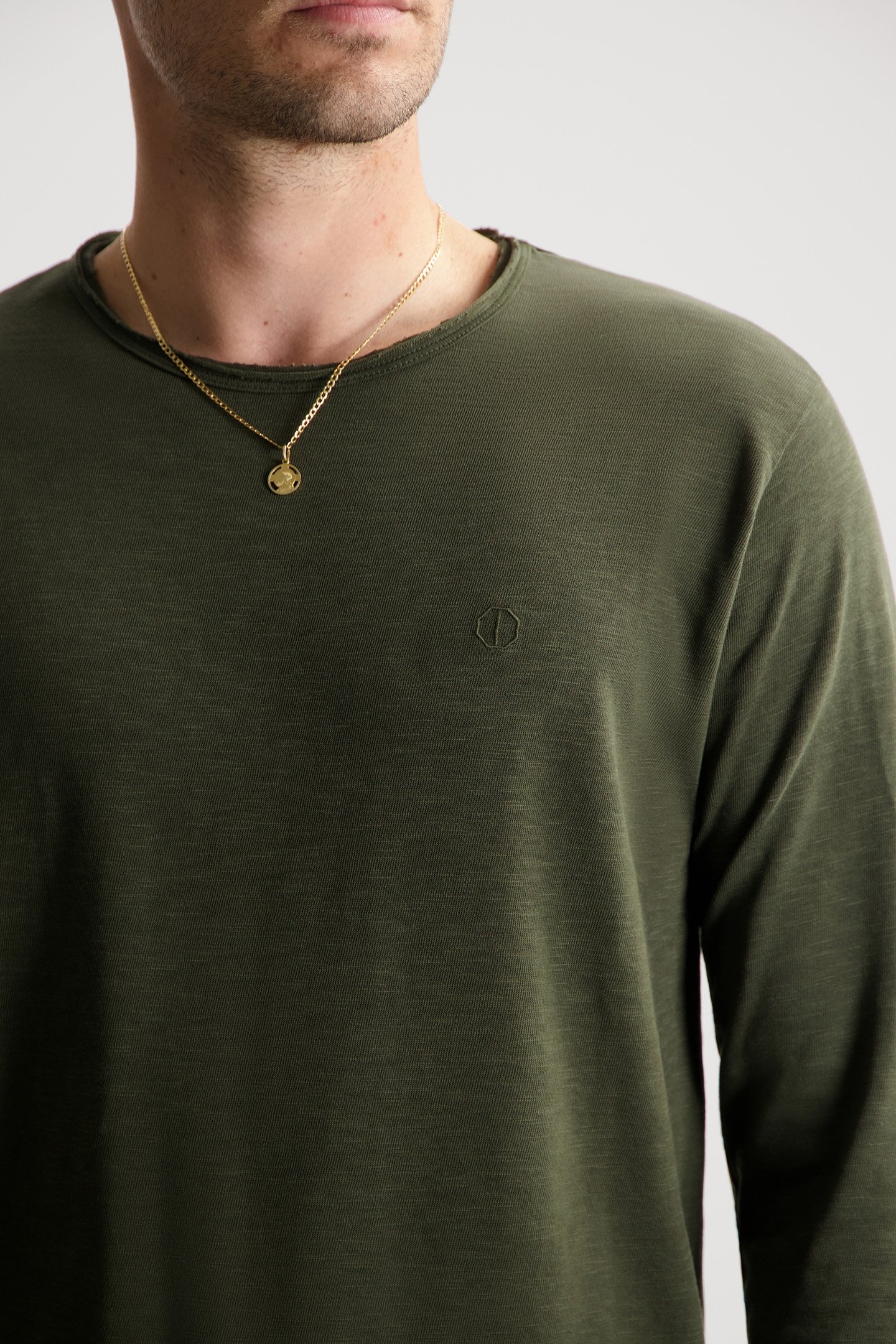 DS_NEWMAN CREWNECK DARK ARMY 5