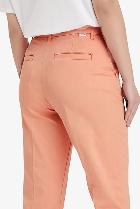 ESSENTIAL CHINO PINK 8
