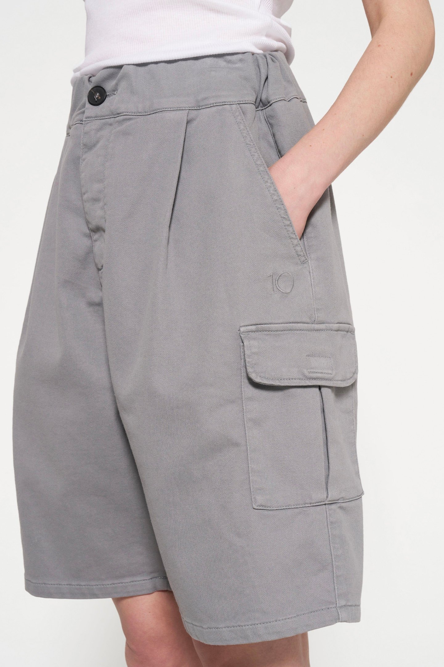 UTILITY BERMUDA GRAPHITE 6