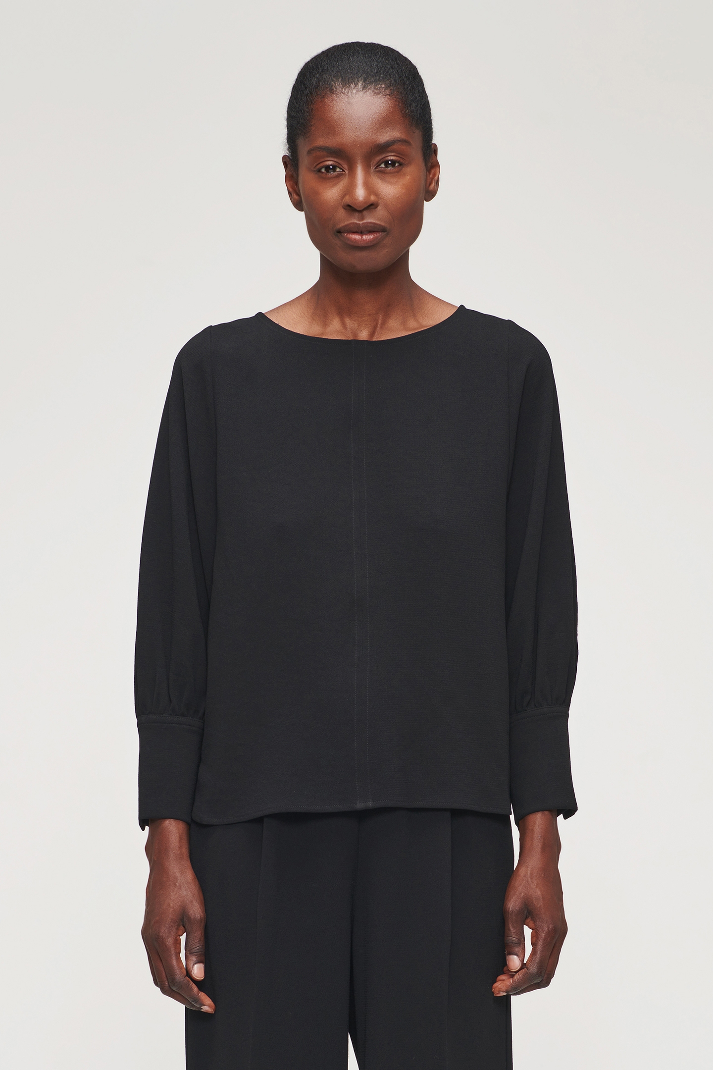 RECYCLED POLY SLEEK TOP BLACK 1