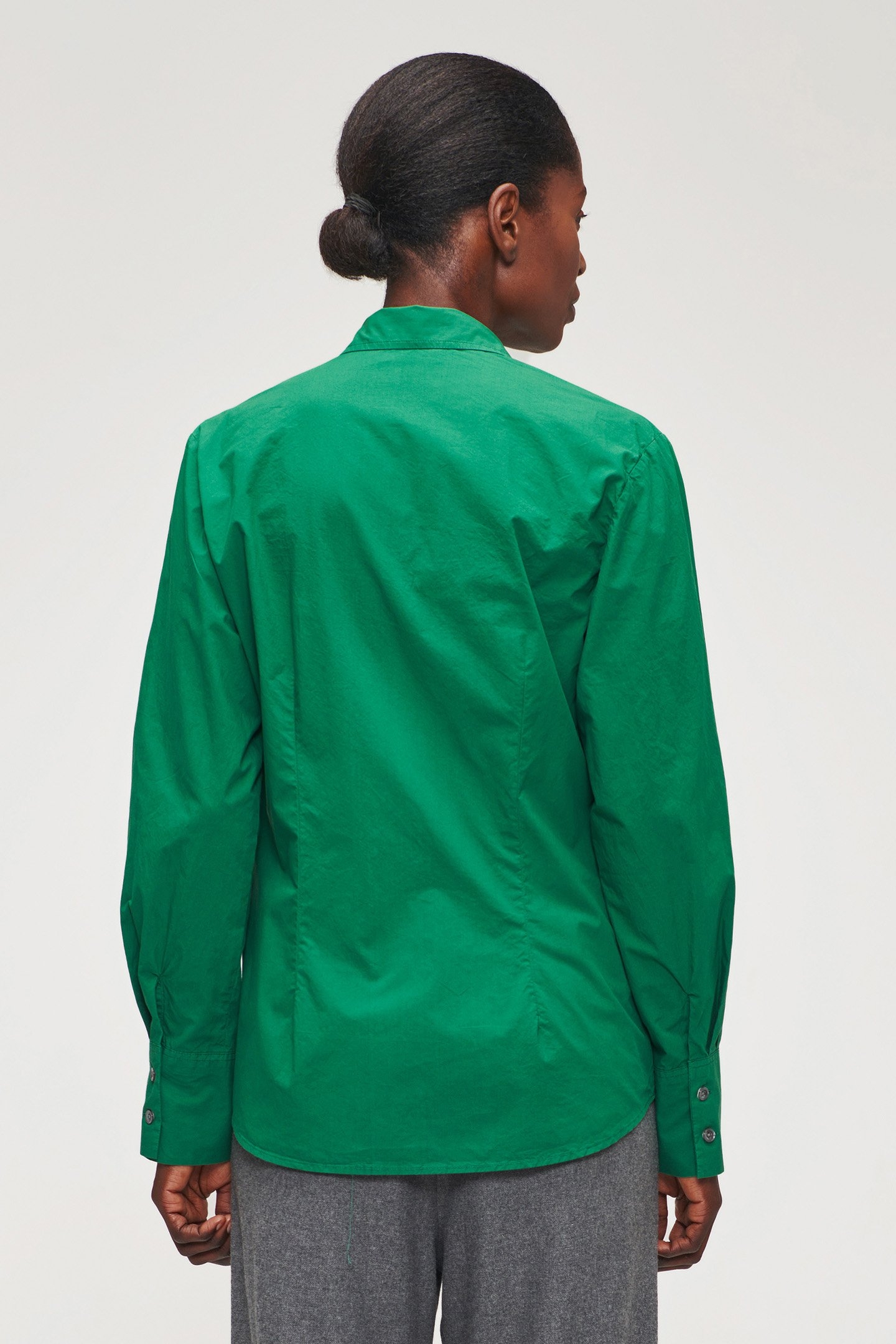 ORG COTTON FITTED SHIRT WARM GREEN 2