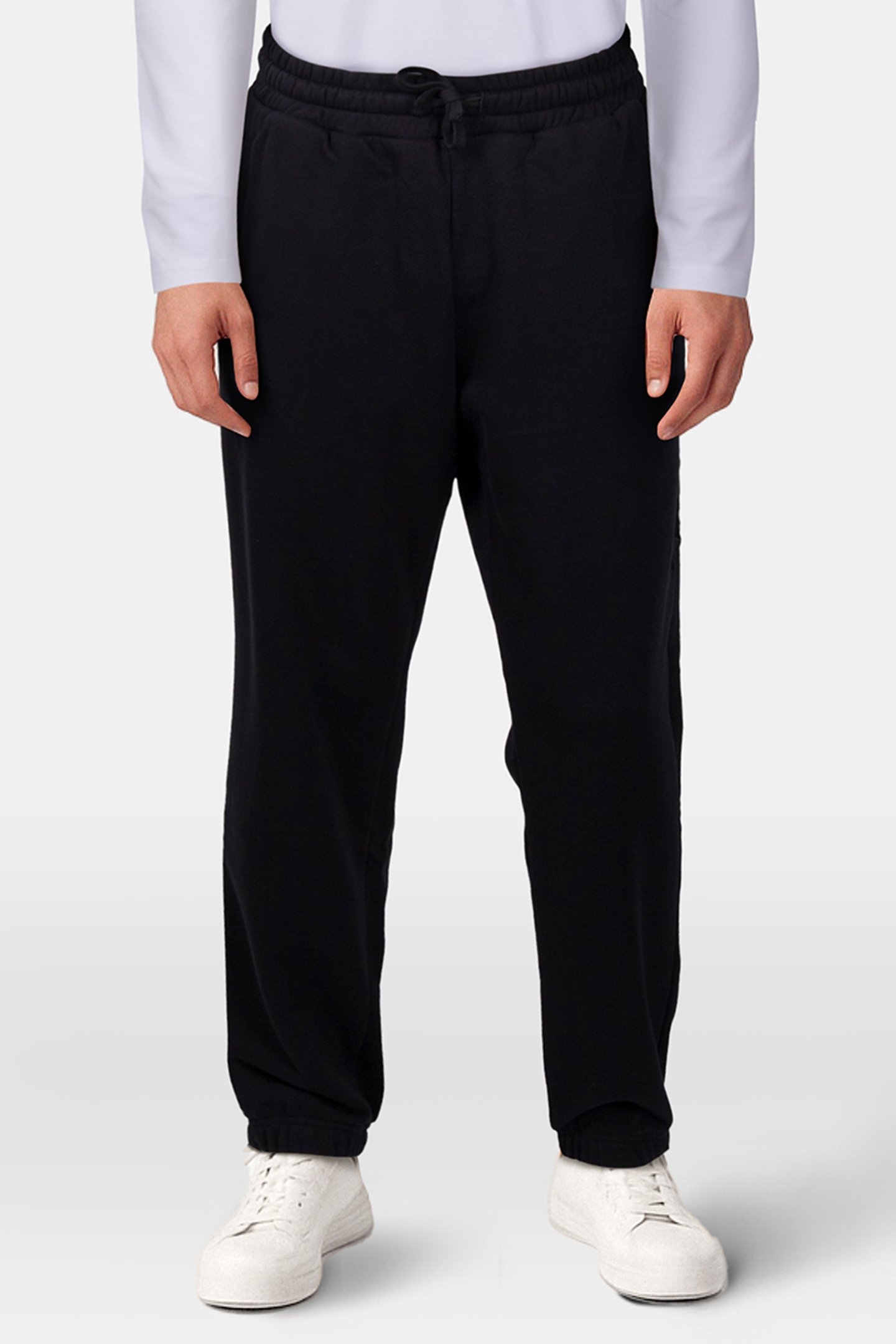 BALR. EMBRO BOX FIT JOGGER JET BLACK 1