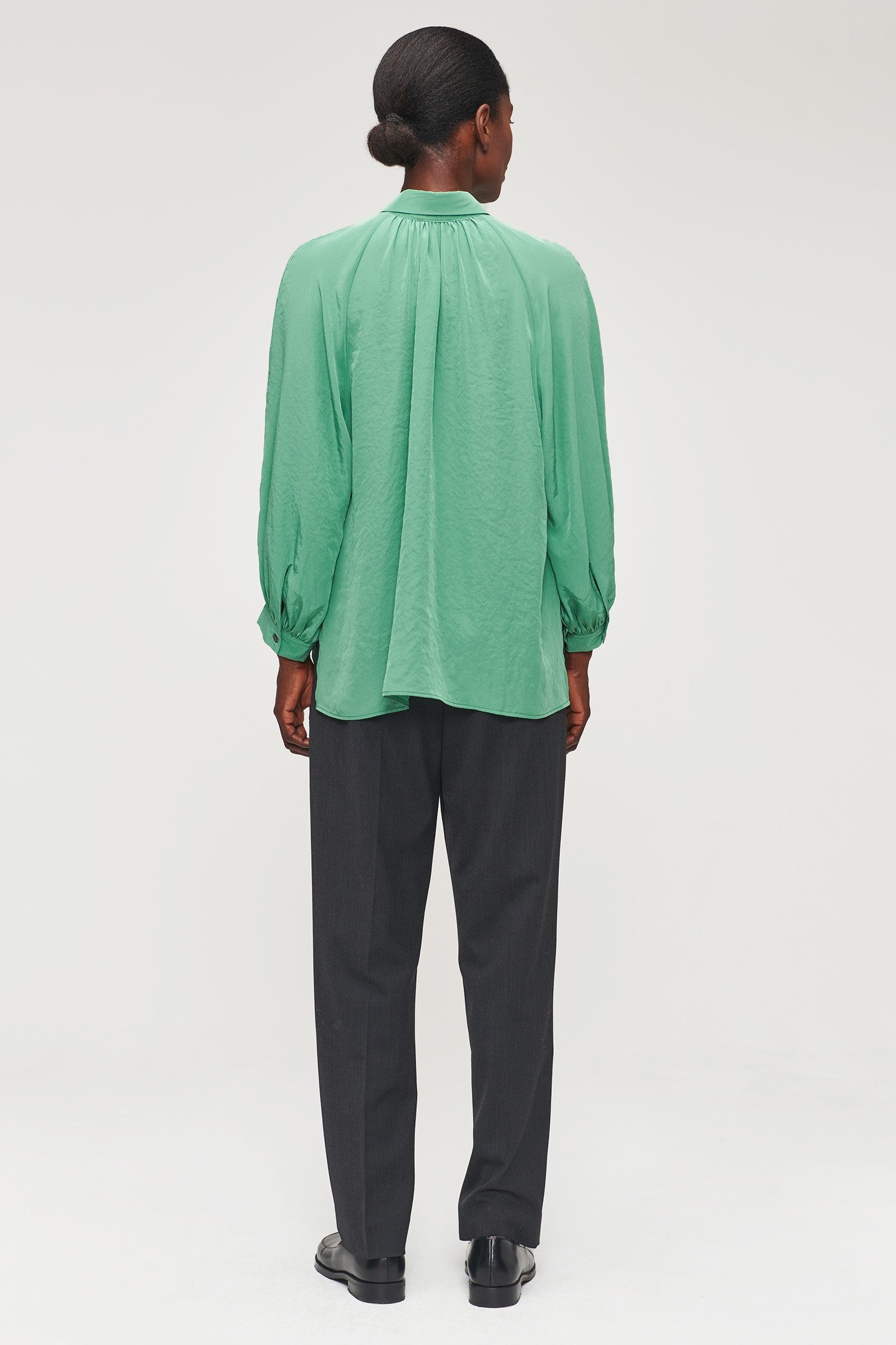 TECHNOSILK OVERSIZED BLOUSE JADE 4