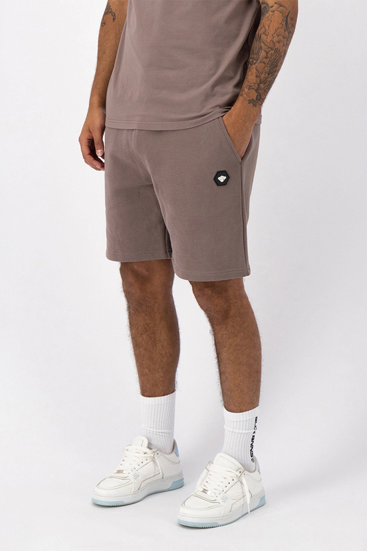 HEX RELAX SHORTS BROWN 1