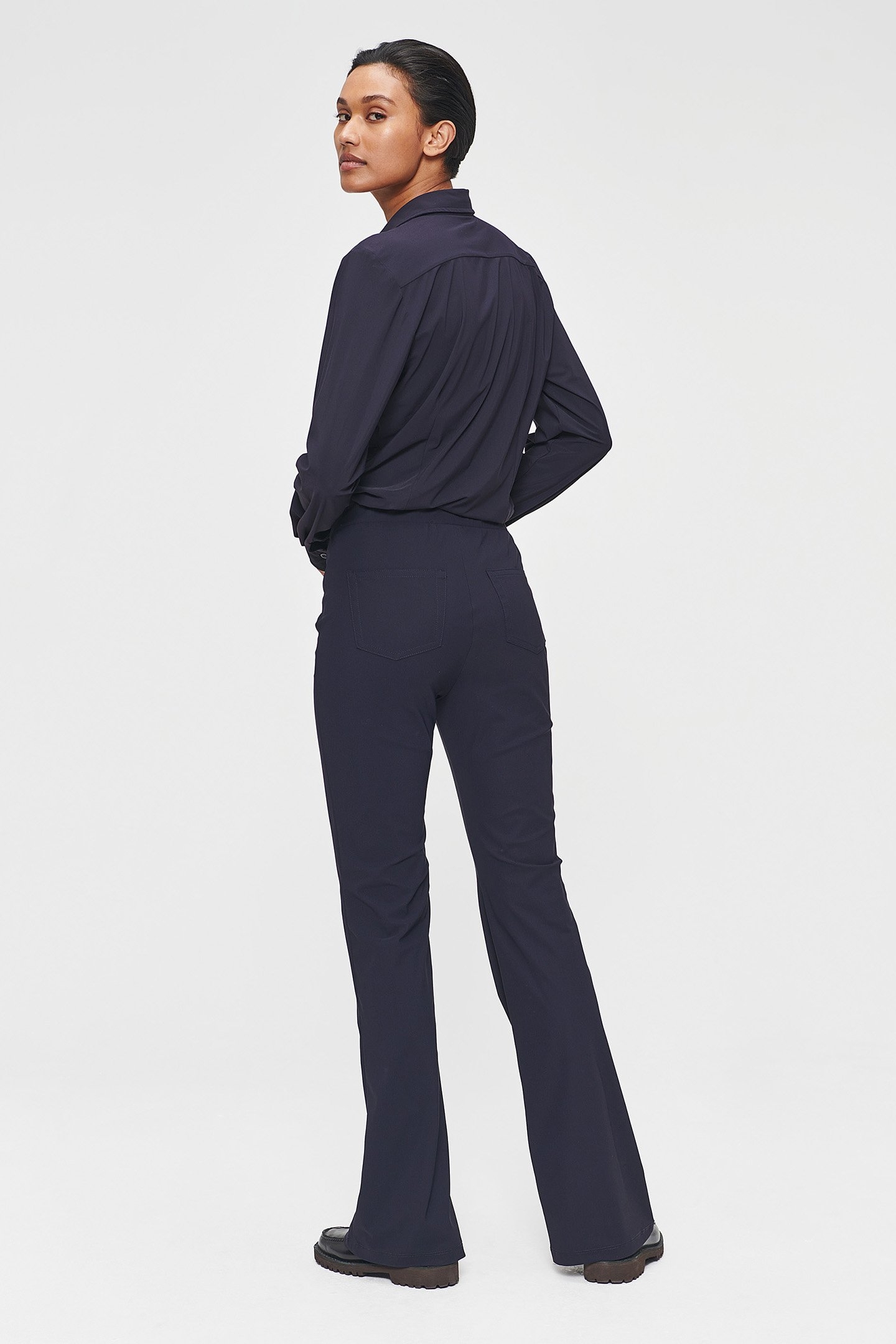 IT JERSEY WAISTED SHIRT INK BLUE 3