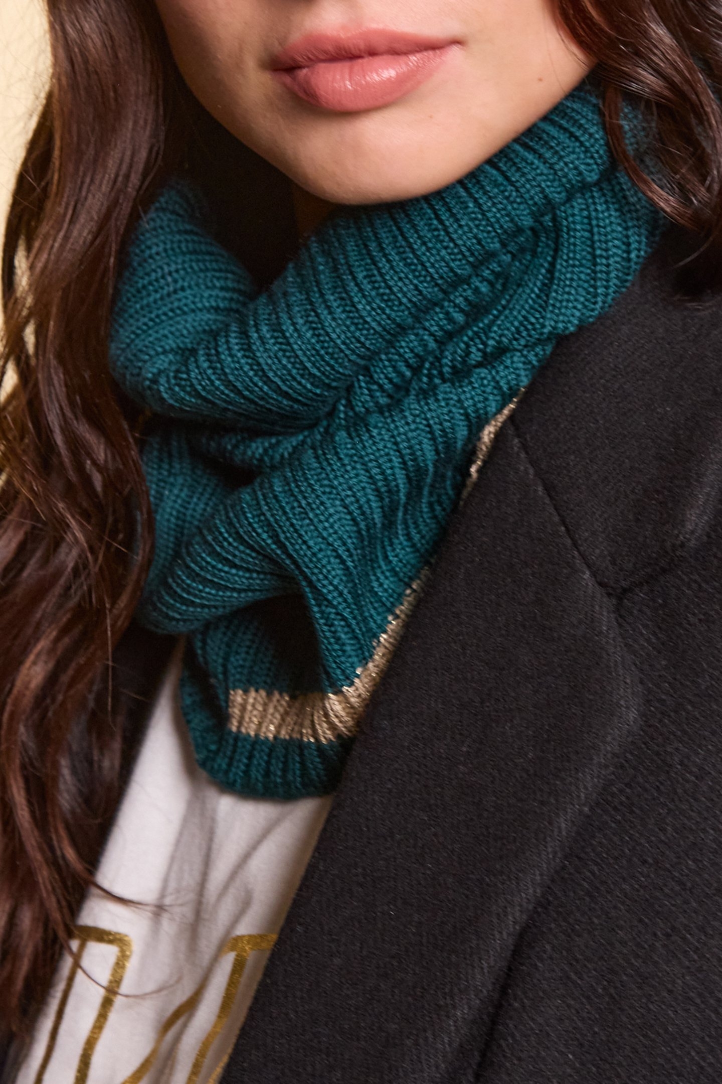 LAFRANÇAISE NIGHT GREEN RIBBED KNIT SNOOD 2