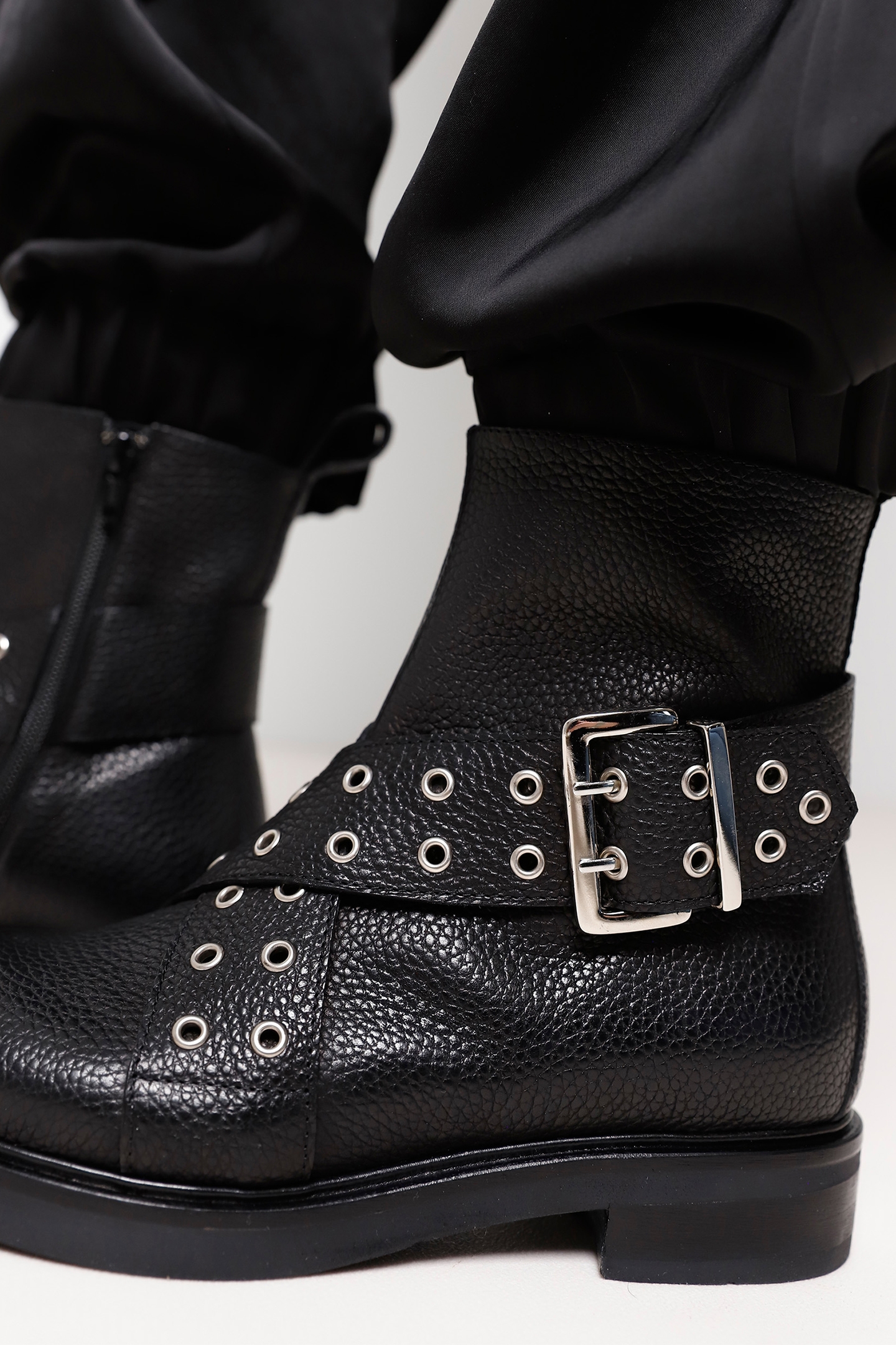 JULIETTE SUSA BLACK 4