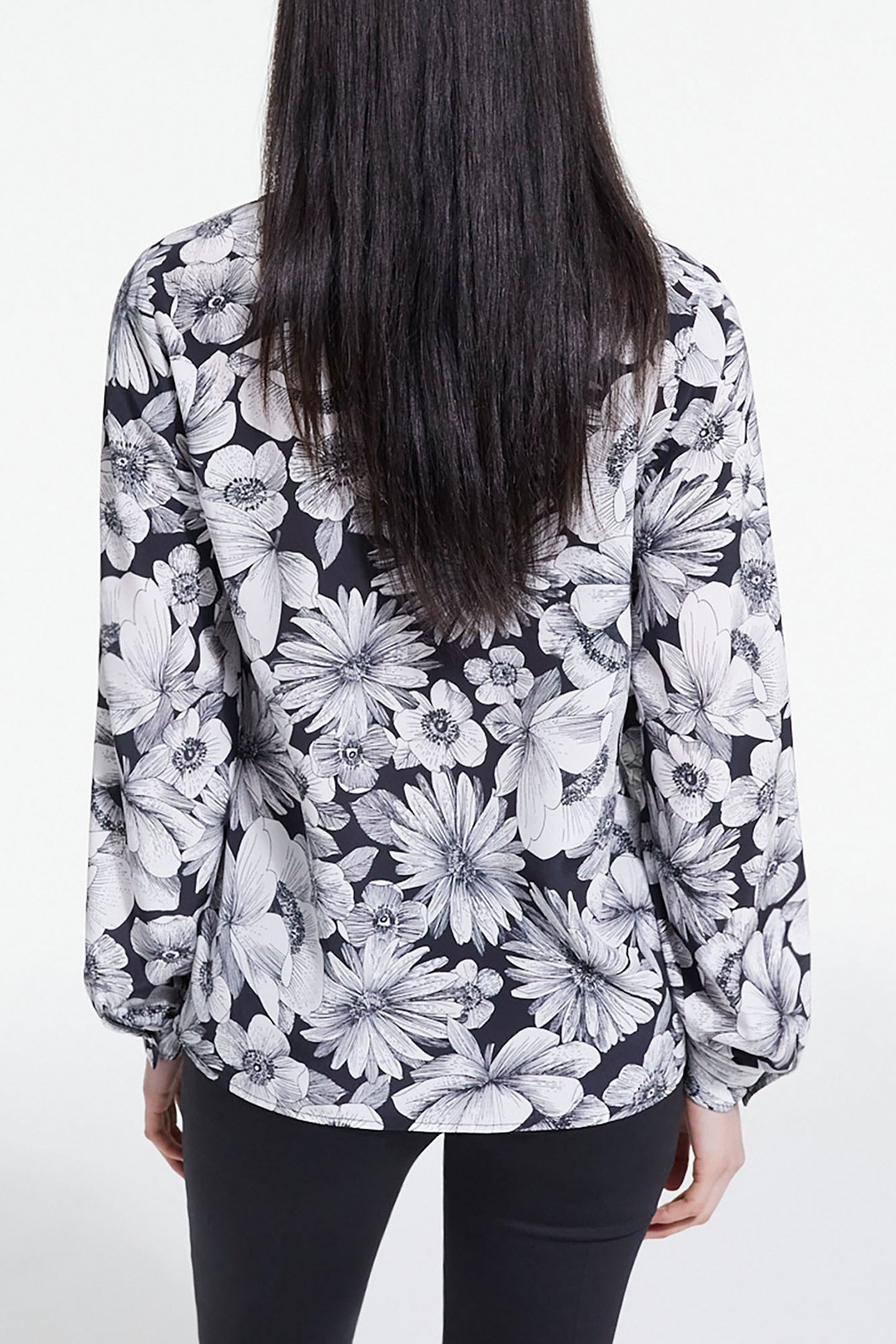 LONG-SLEEVED SHIRT WITH LAVALIERE COLLAR BLACK WHITE 2