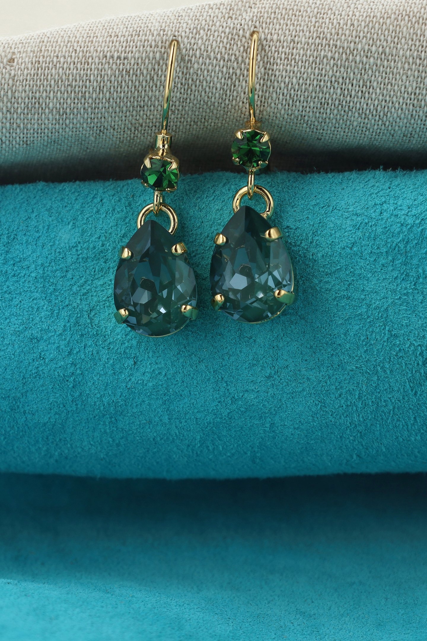 CLASSIC MINI PINE GREEN EARRINGS 5