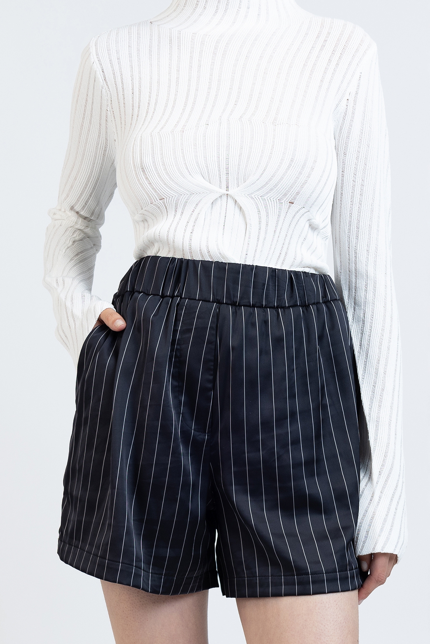 SILK SHORTS STRIPED NAVY/WHITE 5