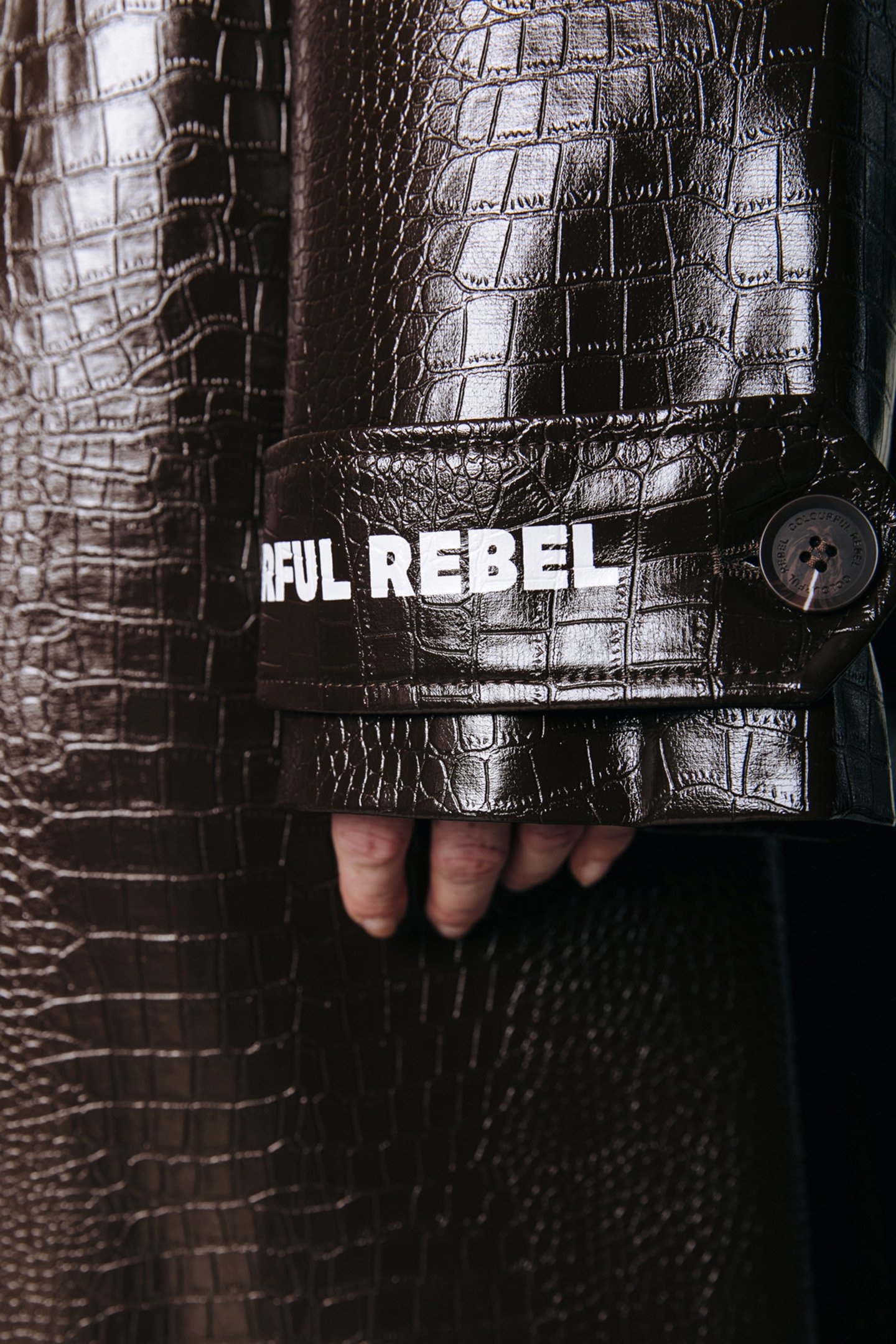 AZALEA SNAKESKIN TRENCHCOAT CACAO 7