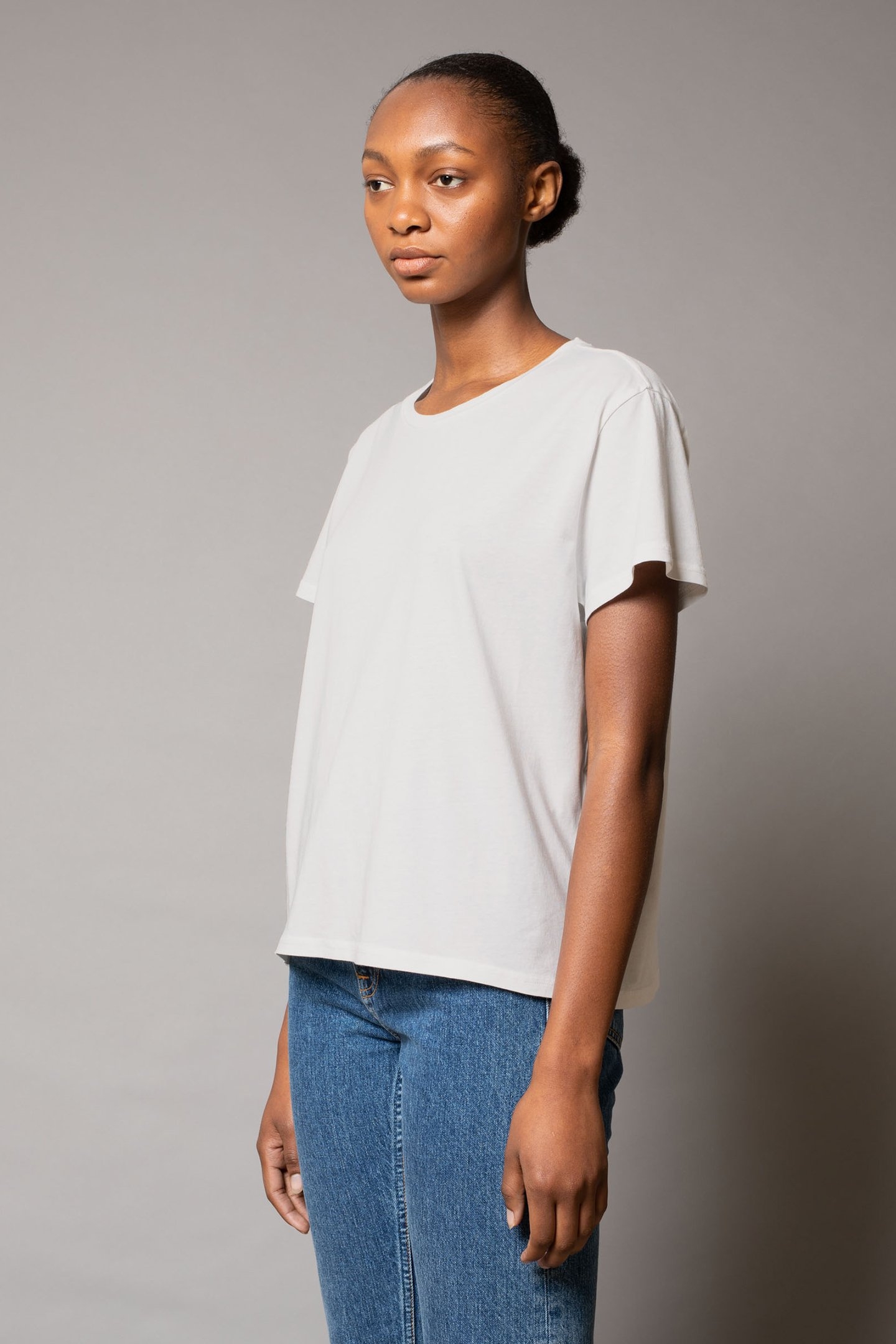 LISA TEE OFFWHITE 4