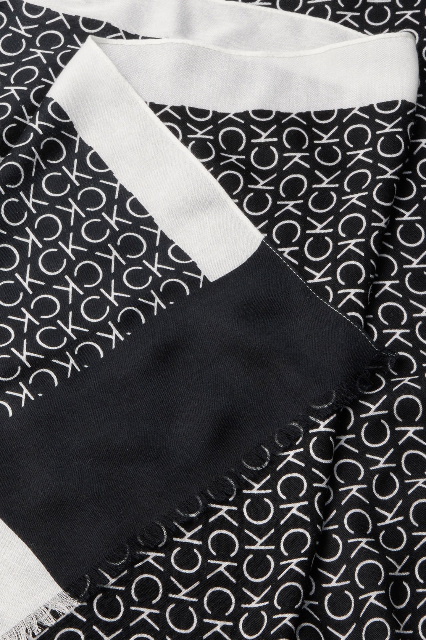 AOP MINIMAL LOGO SCARF BLACK 2