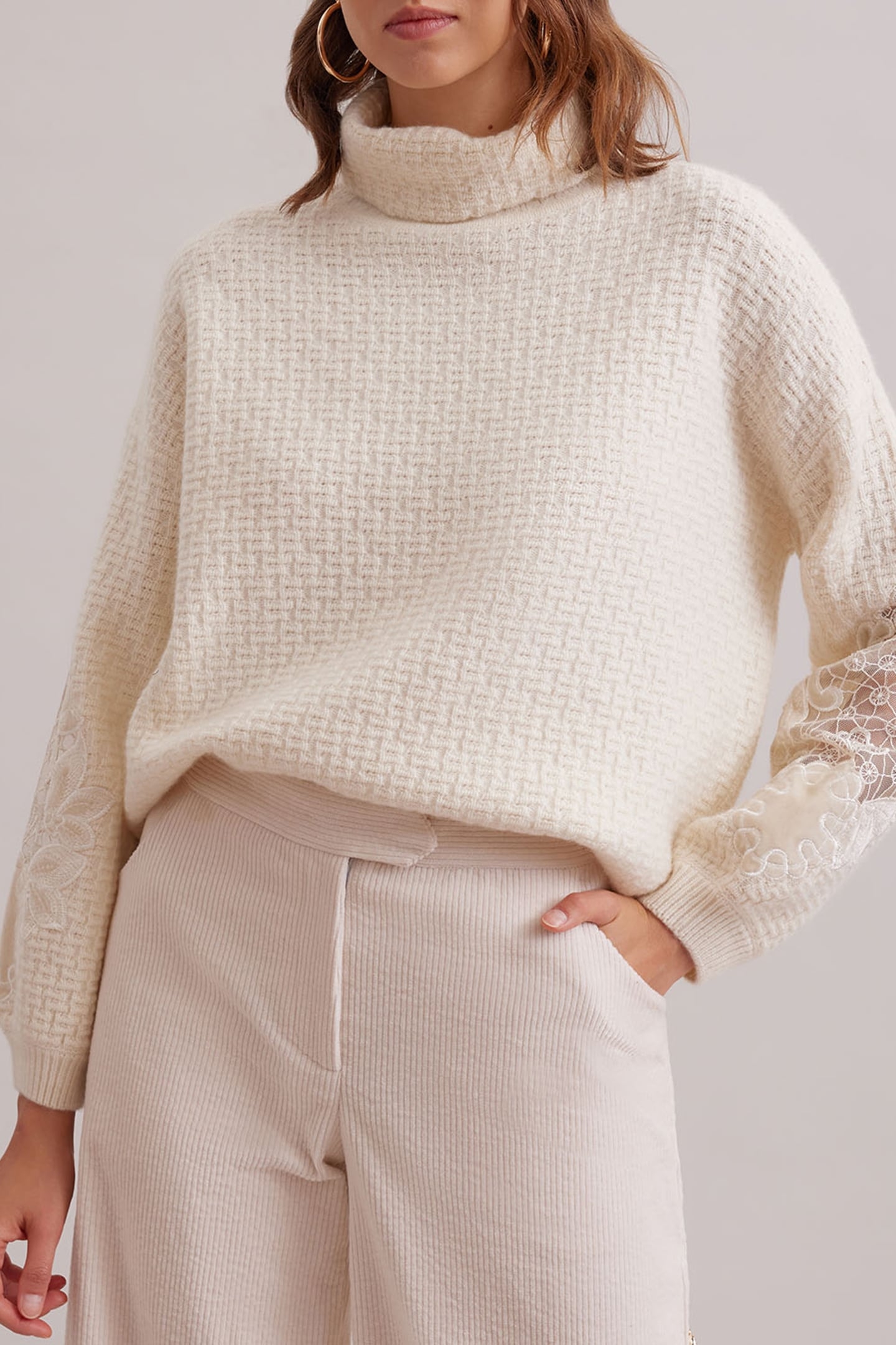 COLLEGE PULLOVER MOON WHITE 5