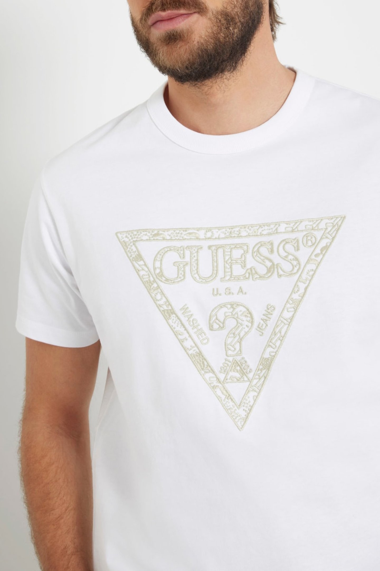 SS CN TRIANGLE EMBRO PURE WHITE 5