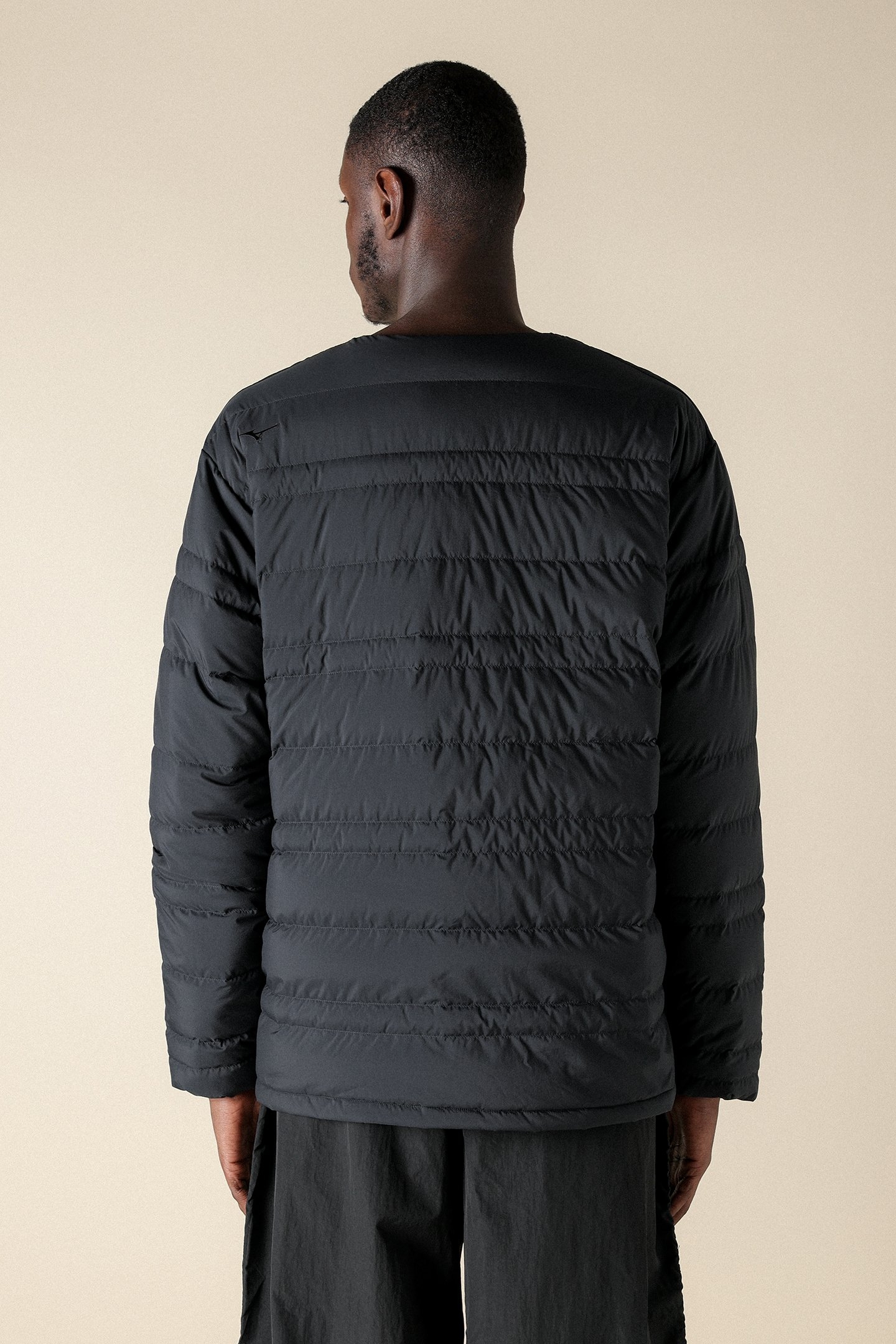 SL BT LIGHTWEIGHT DOWN JACKET UNISEX BLACK 2