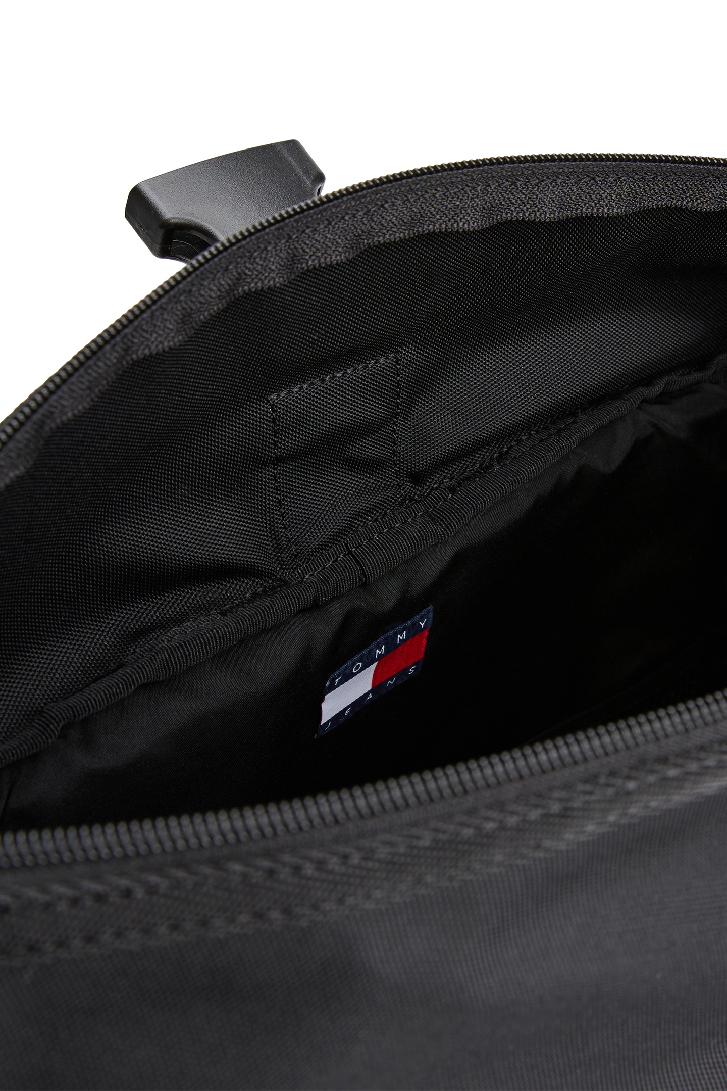 TJM ESS DAILY ROLLTOP BLACK 4