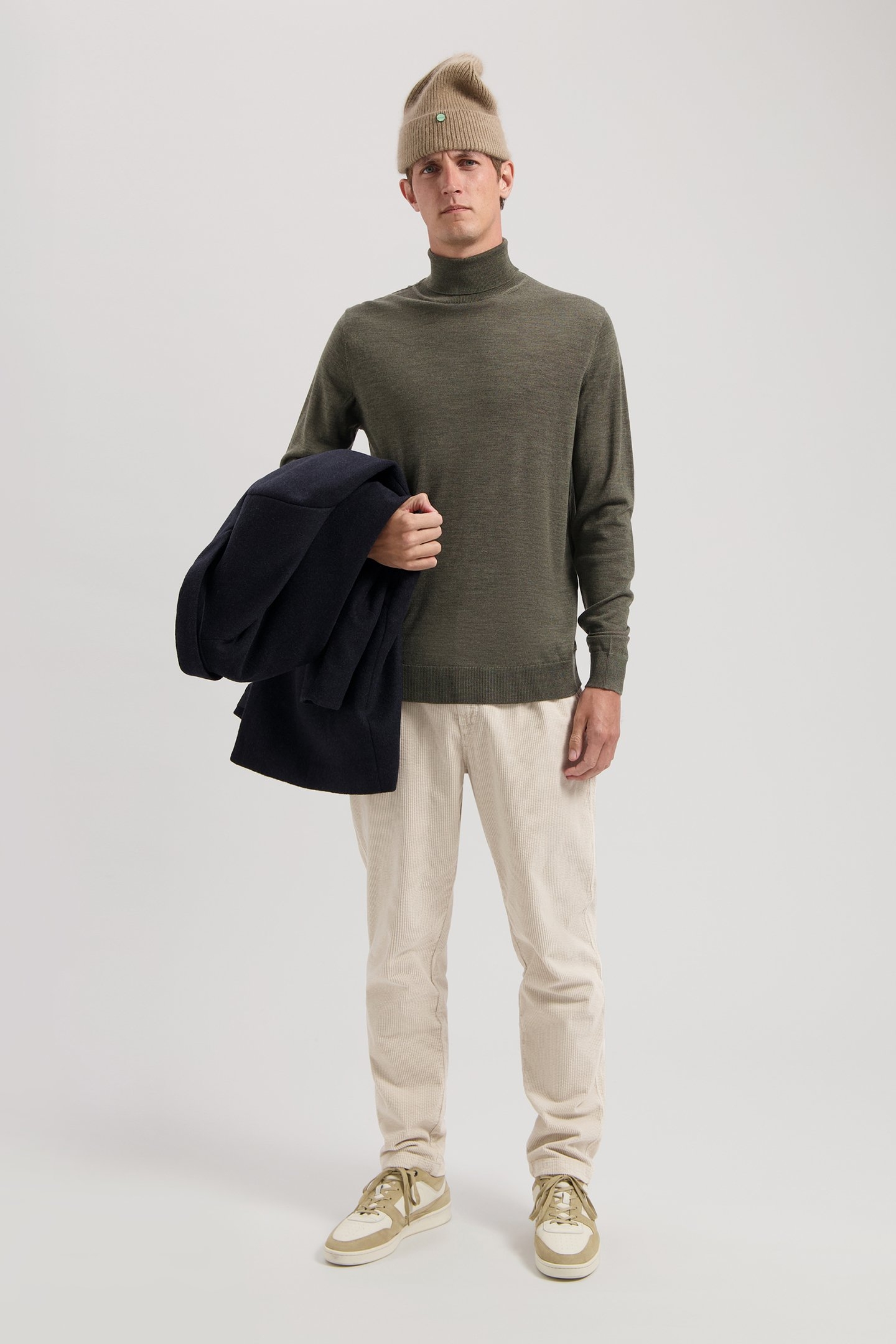 DS_DESTIN TURTLE NECK OLIVE NIGHT 3