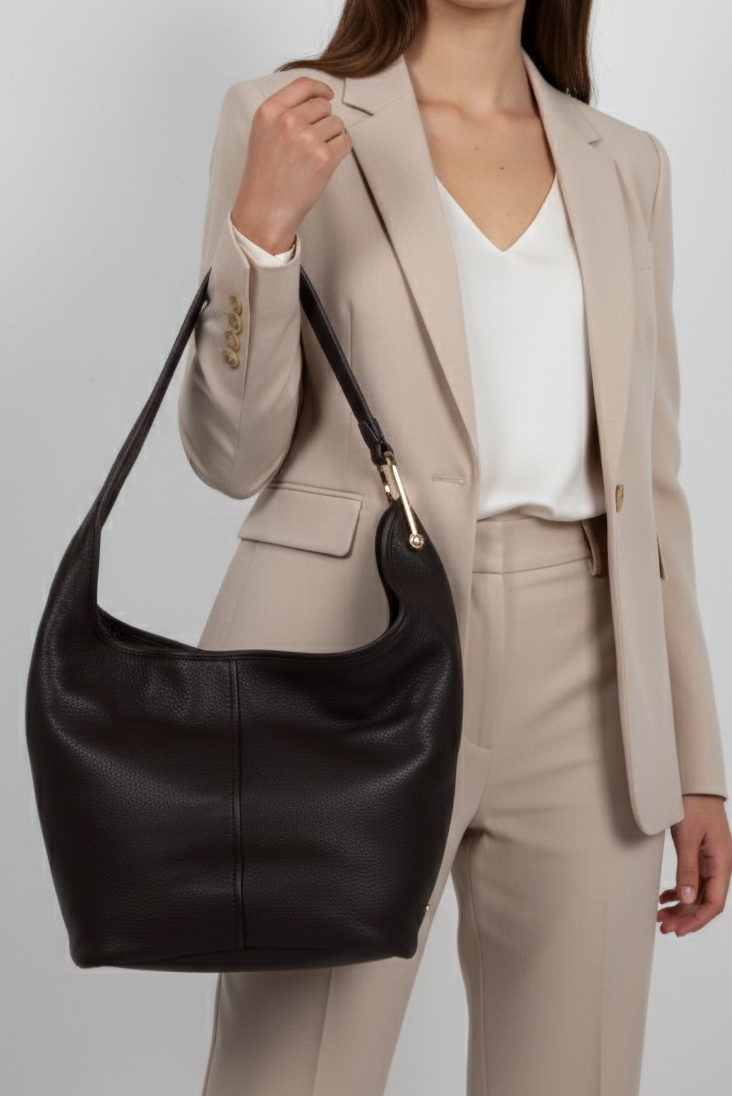 MEDIUM HOBO SHOULDER BAG IN CHOCOLATE 1