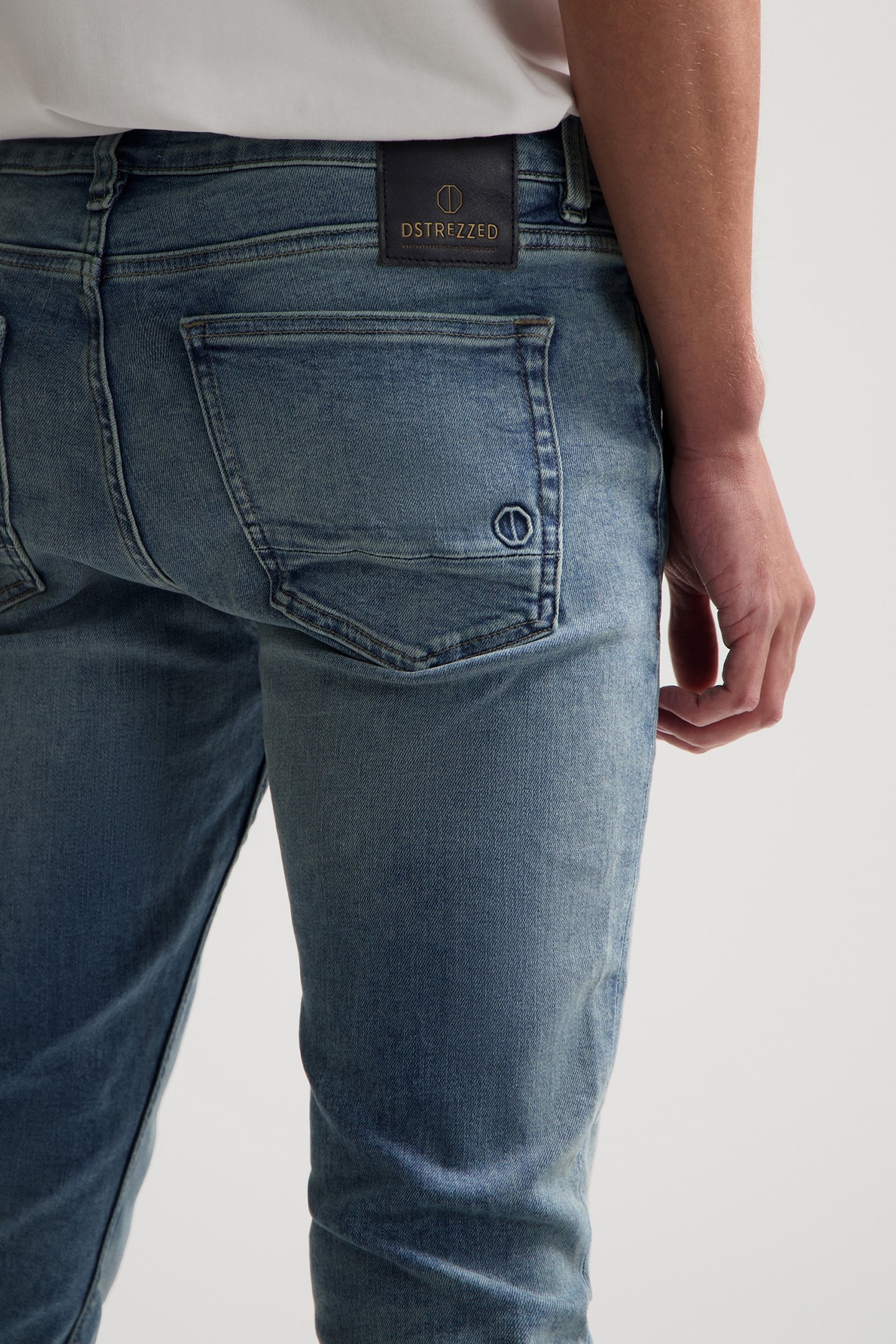 DS_MR. E - AZUL GREENCAST AZUL GREENCAST 7