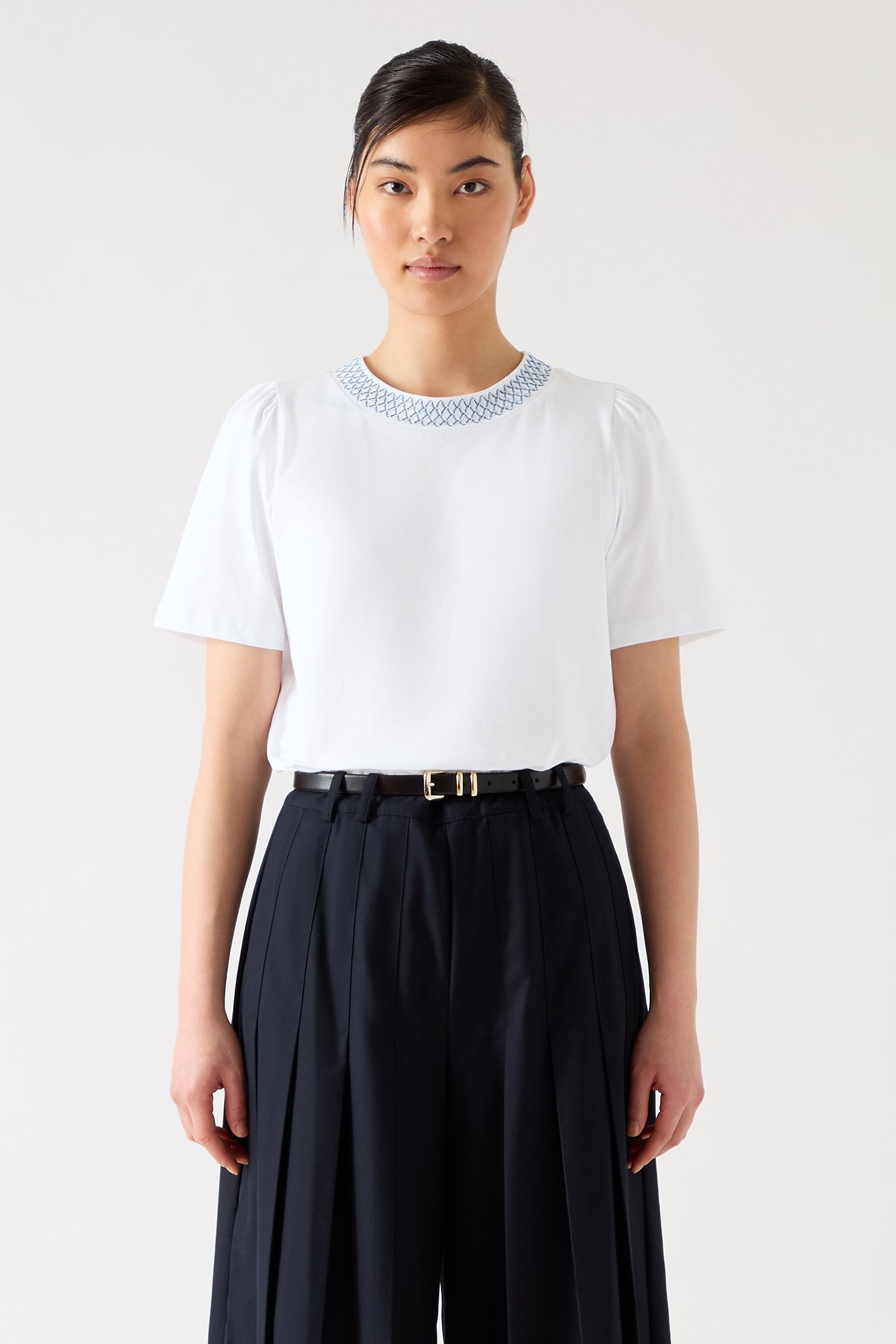 TJ ASTRID CONTRAST TEE WHITE 1