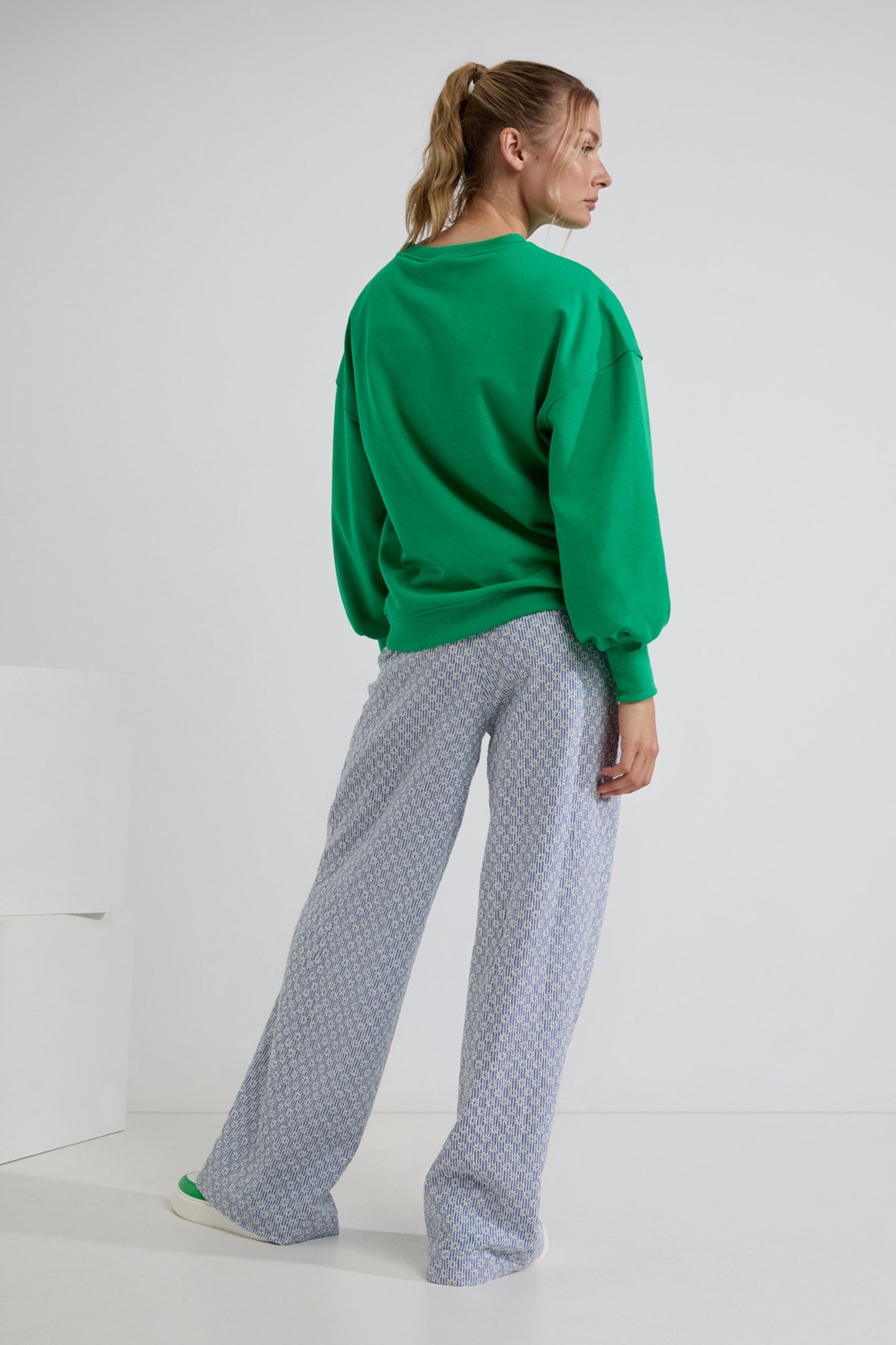 DONOVAN SWEATER PARROT GREEN 3